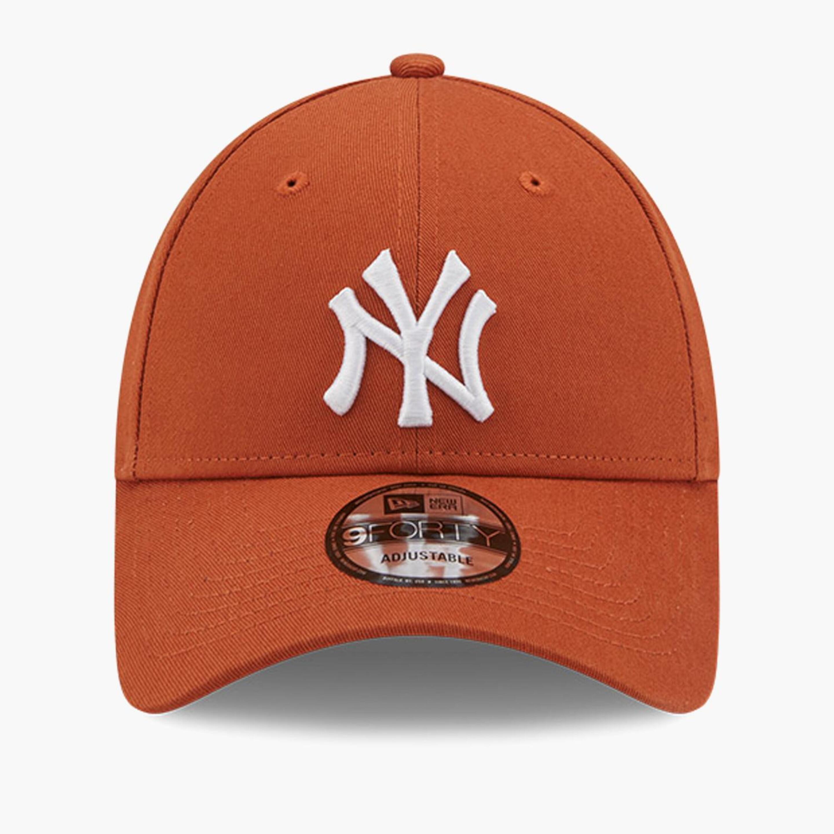 New Era League Essential 9forty New York Yankees