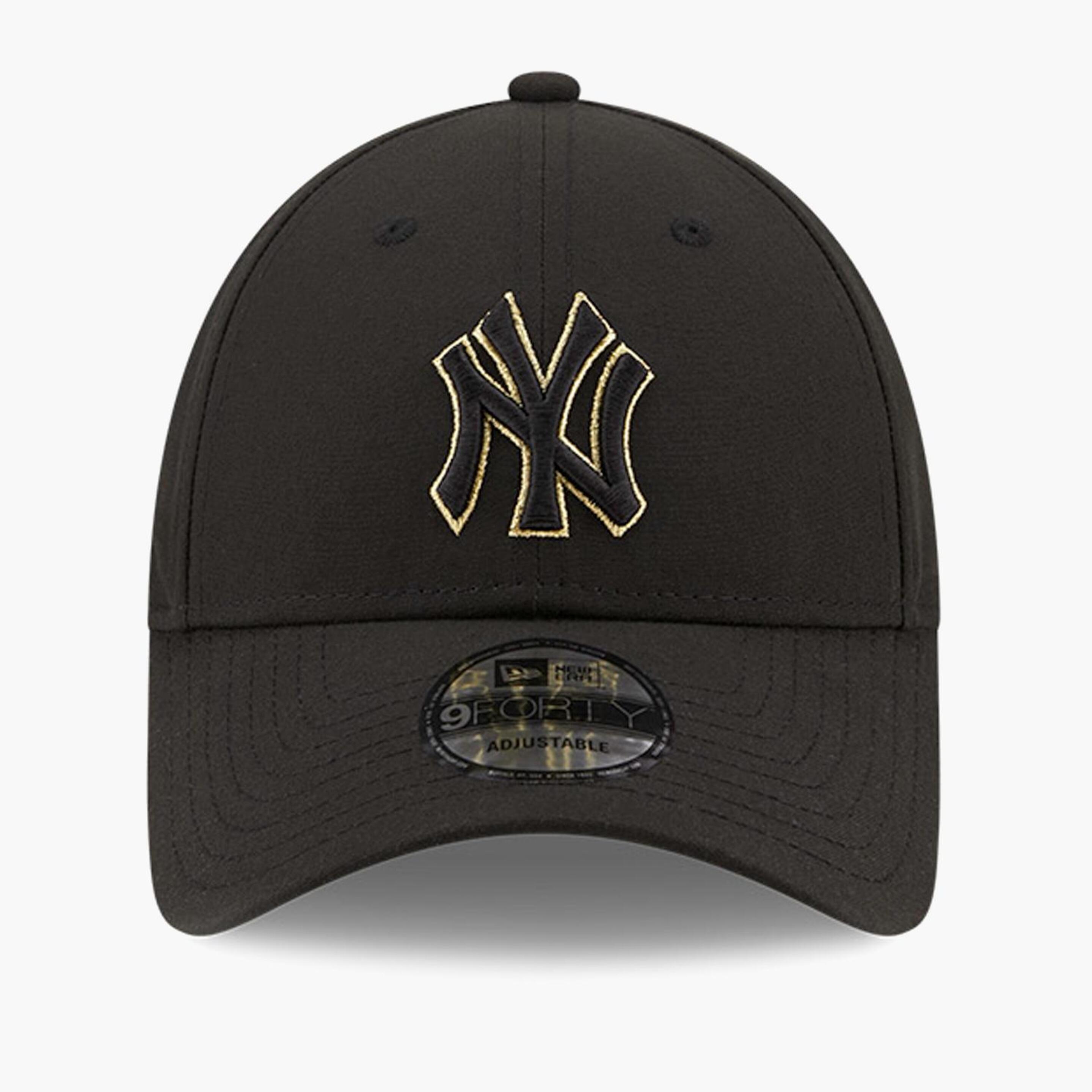 New Era Black And Gold 9forty New York Yankees