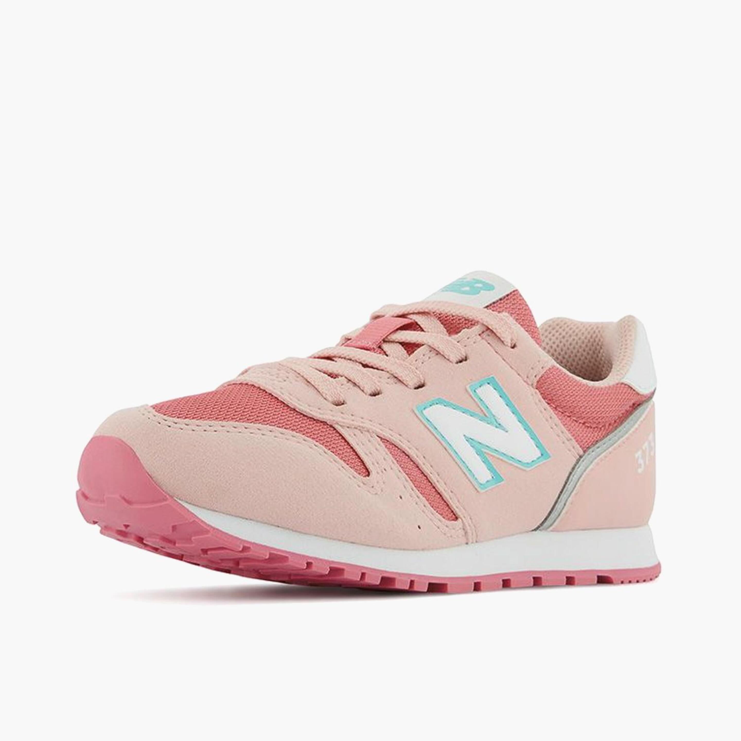 New Balance 373