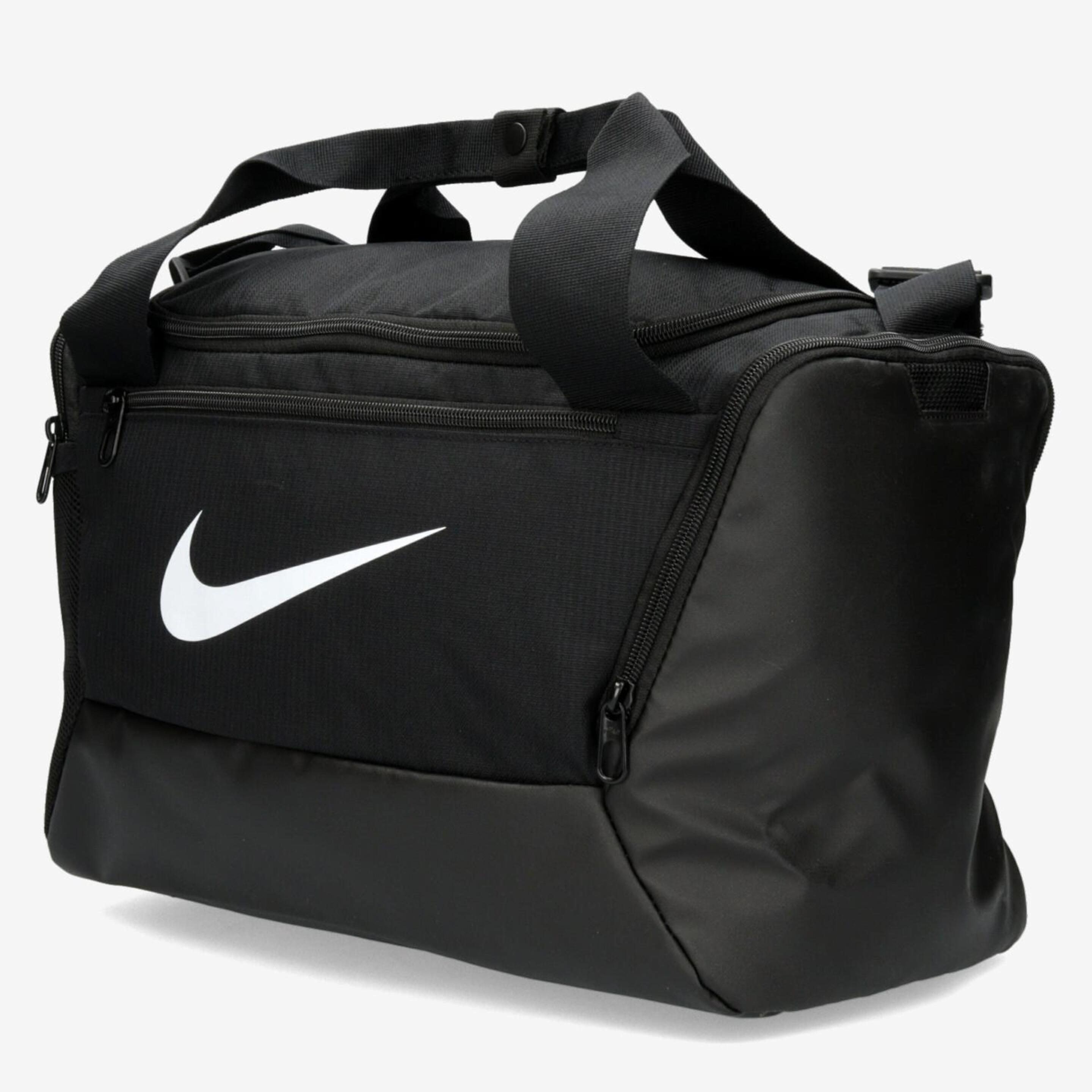 Nike Brasilia 9.5 - Negro - Bolsa Deporte 25 L