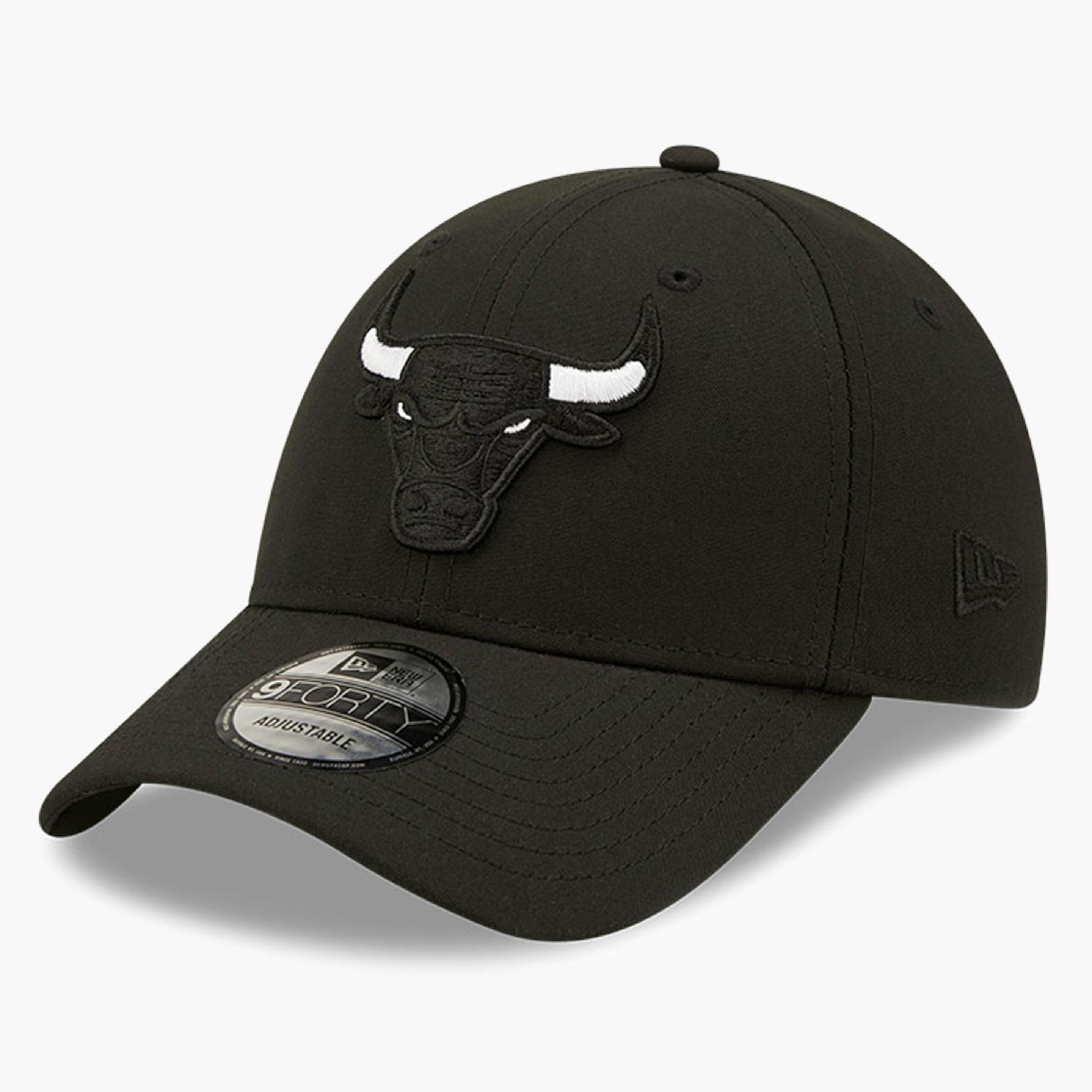 New Era Black Base Snape 9forty Chicago Bulls