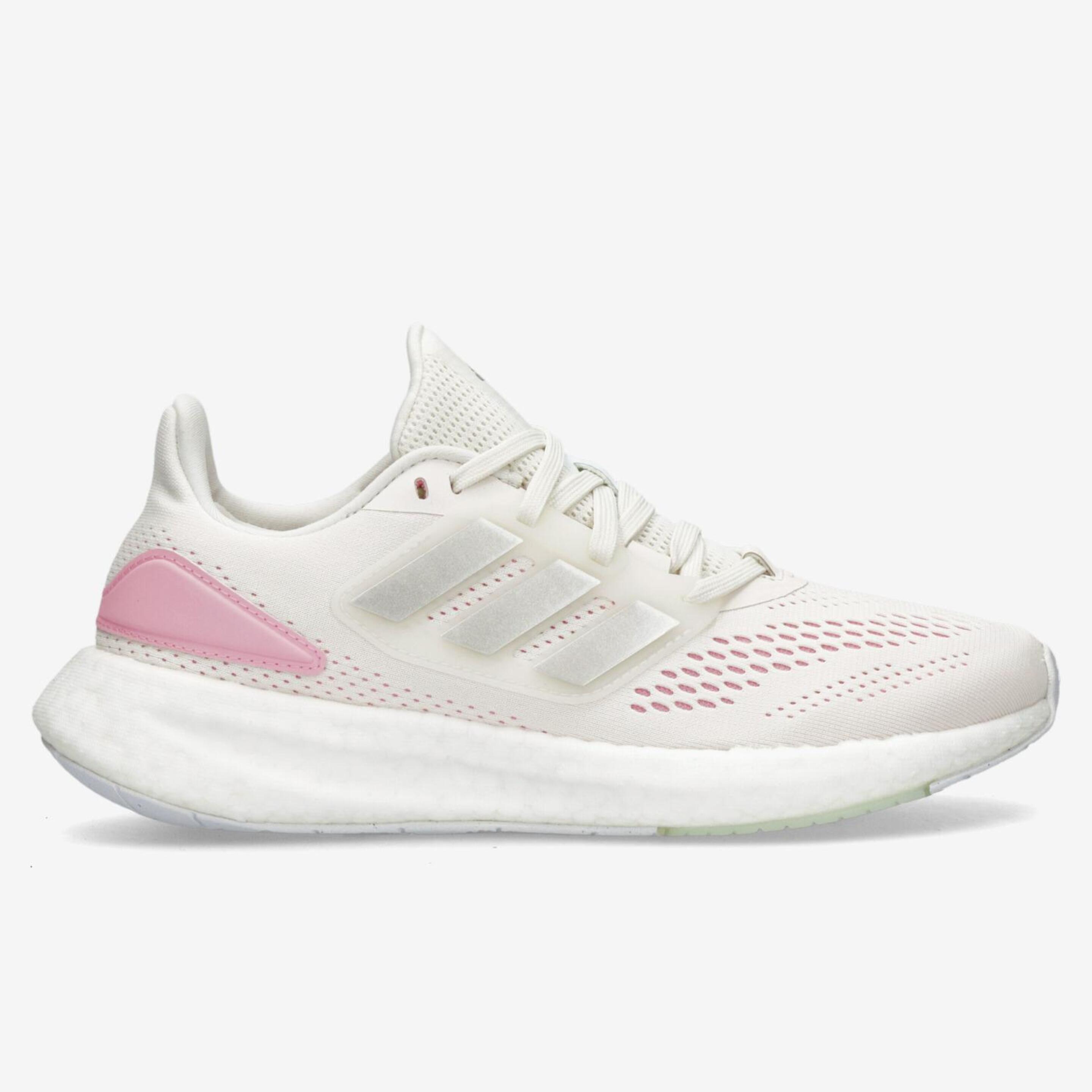 adidas Pureboost 22