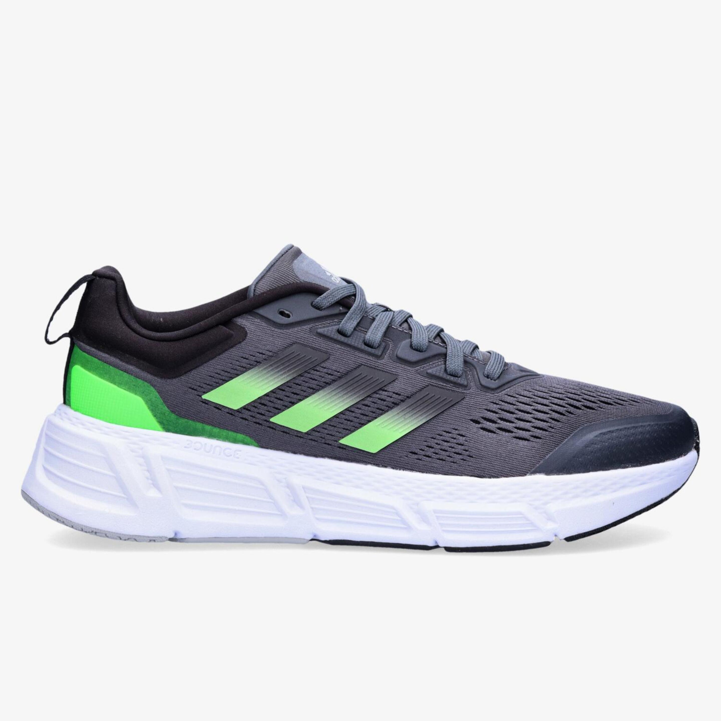 adidas Questar