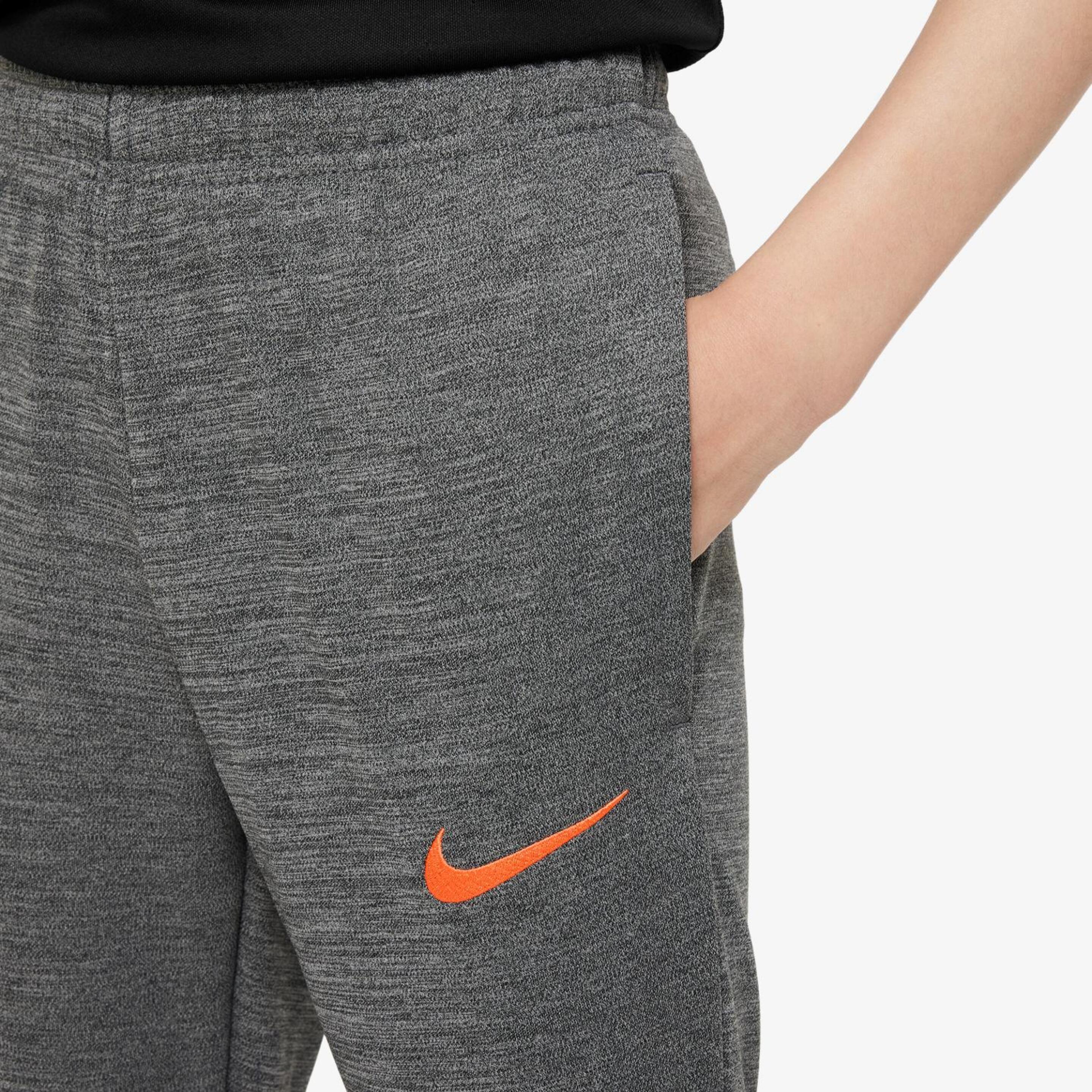 Nike Heather