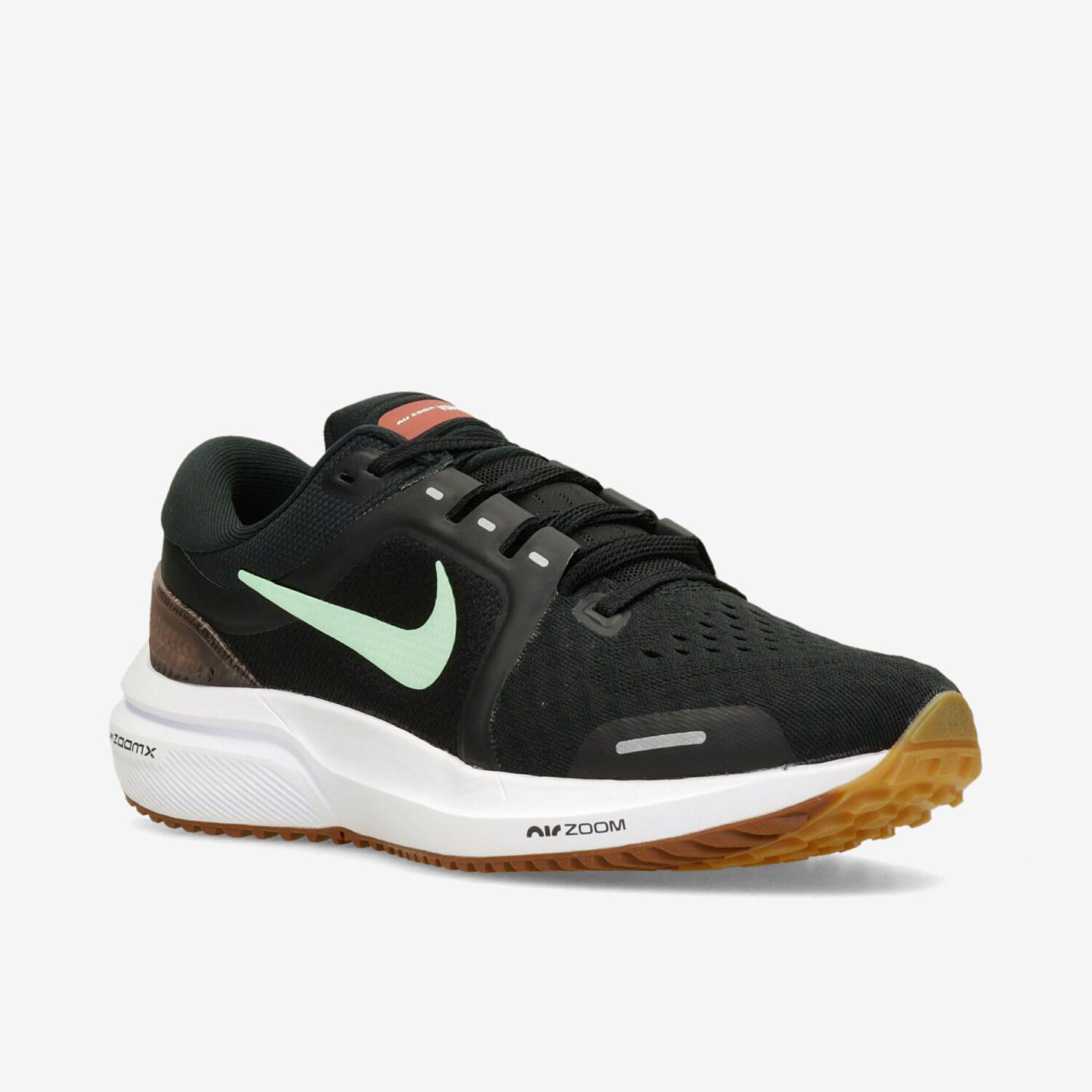 Nike Air Zoom Vomero 16