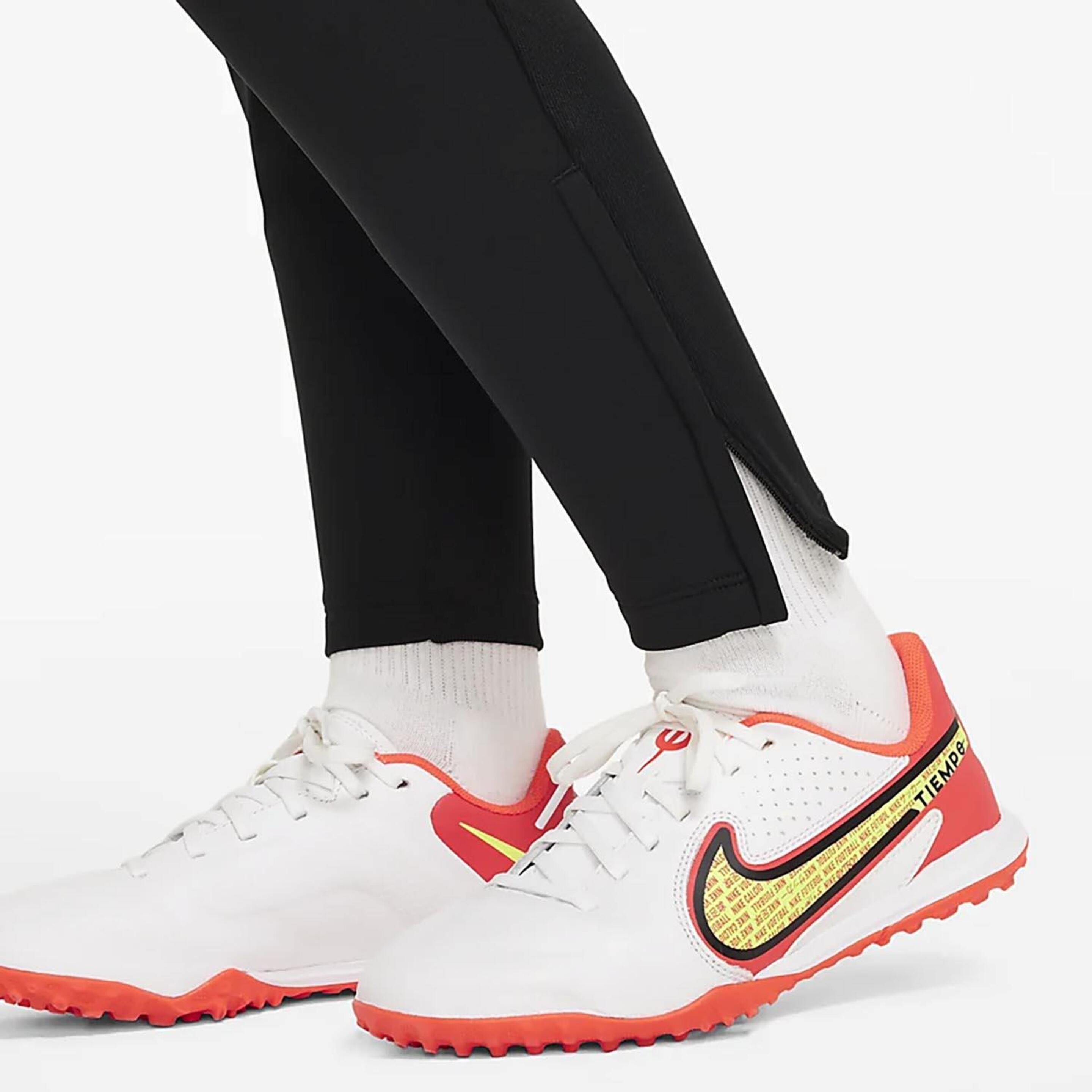 Nike Therma-fit