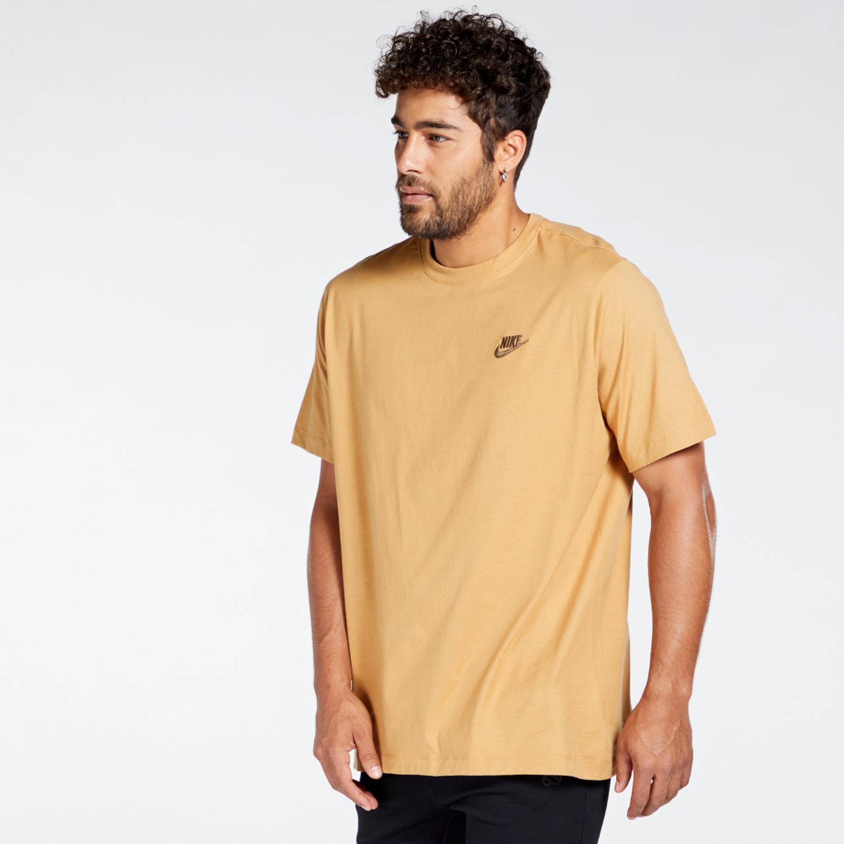 Nike Club - Castanho - T-shirt Homem | Sport Zone