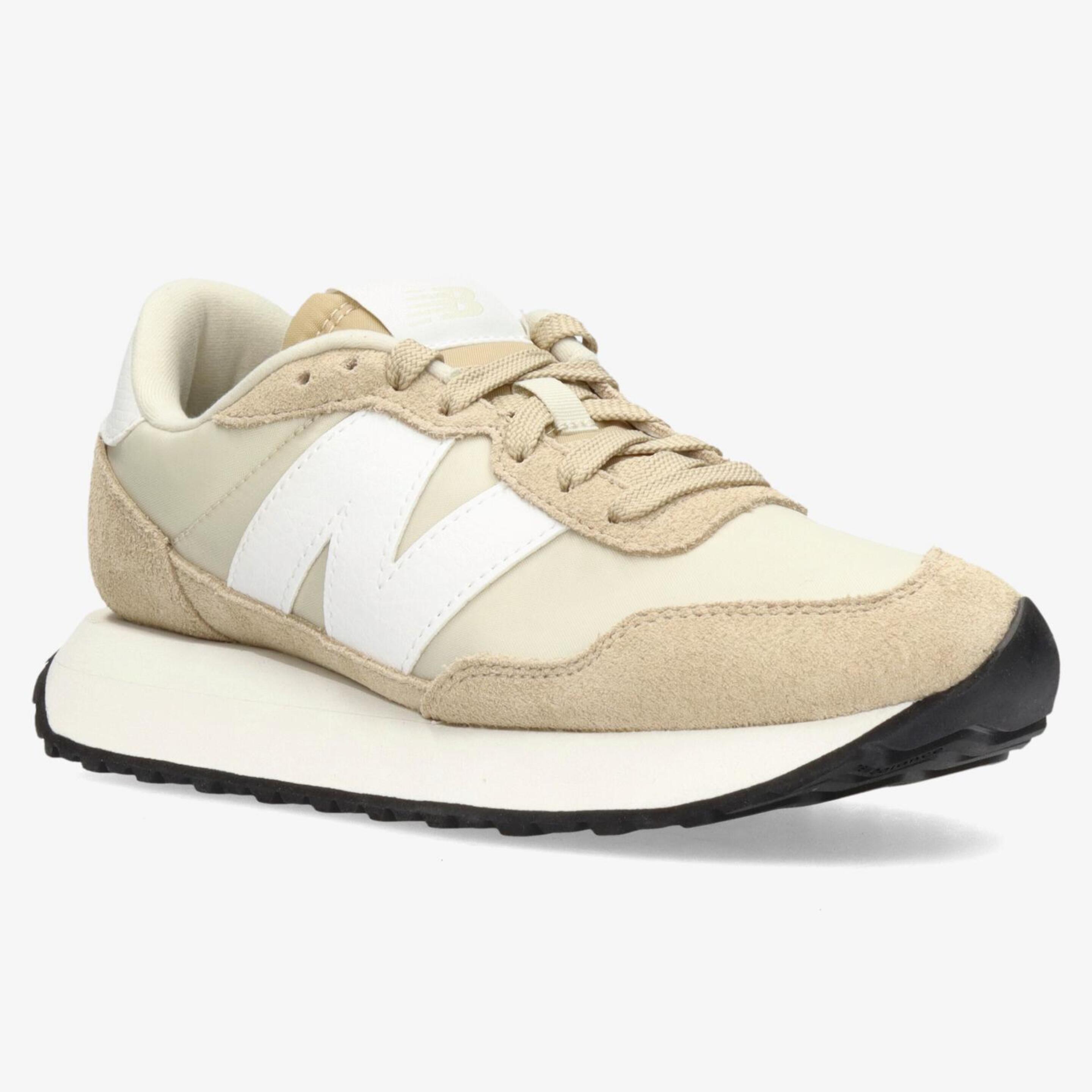 New Balance 237