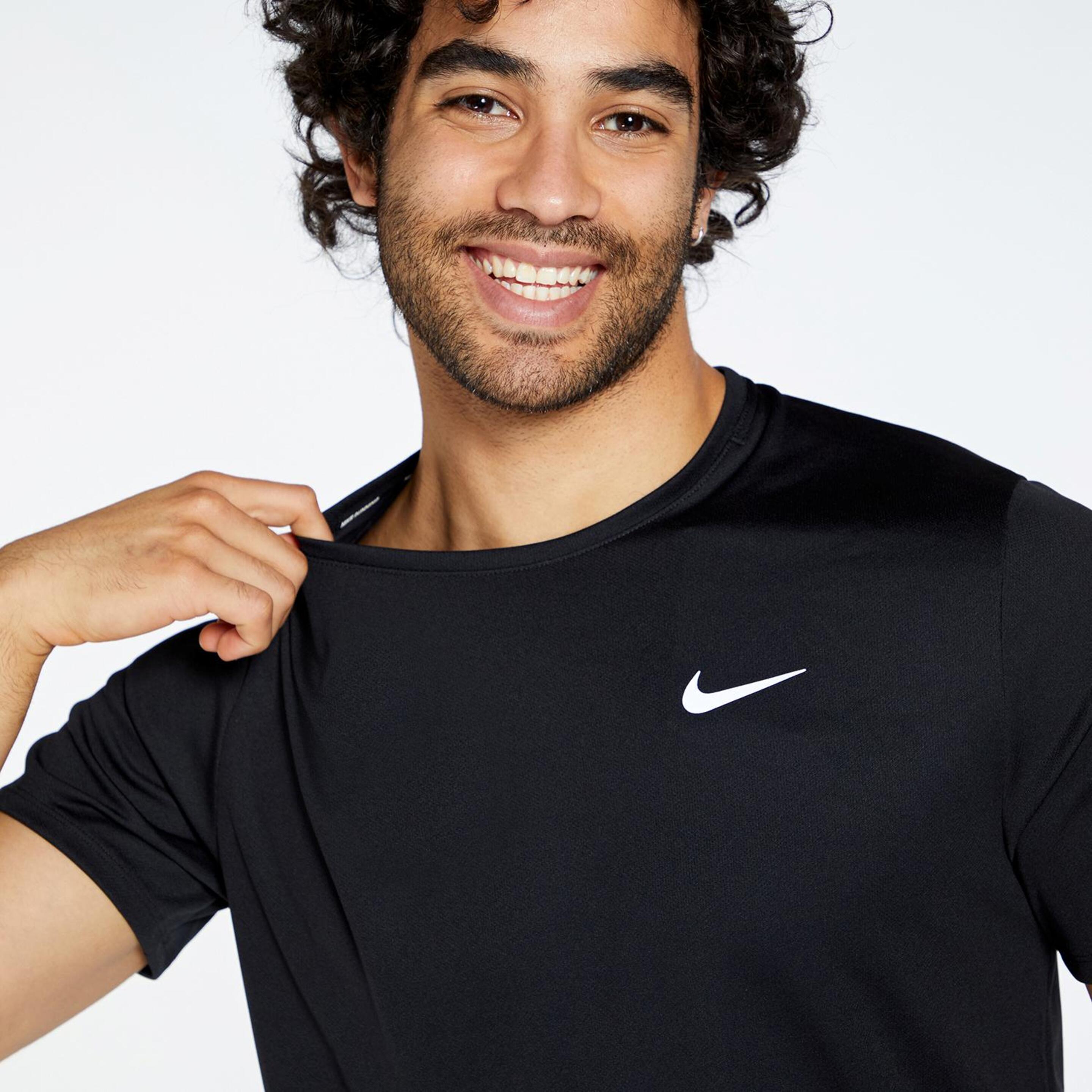 Nike Miler - Negro - Camiseta Running Hombre