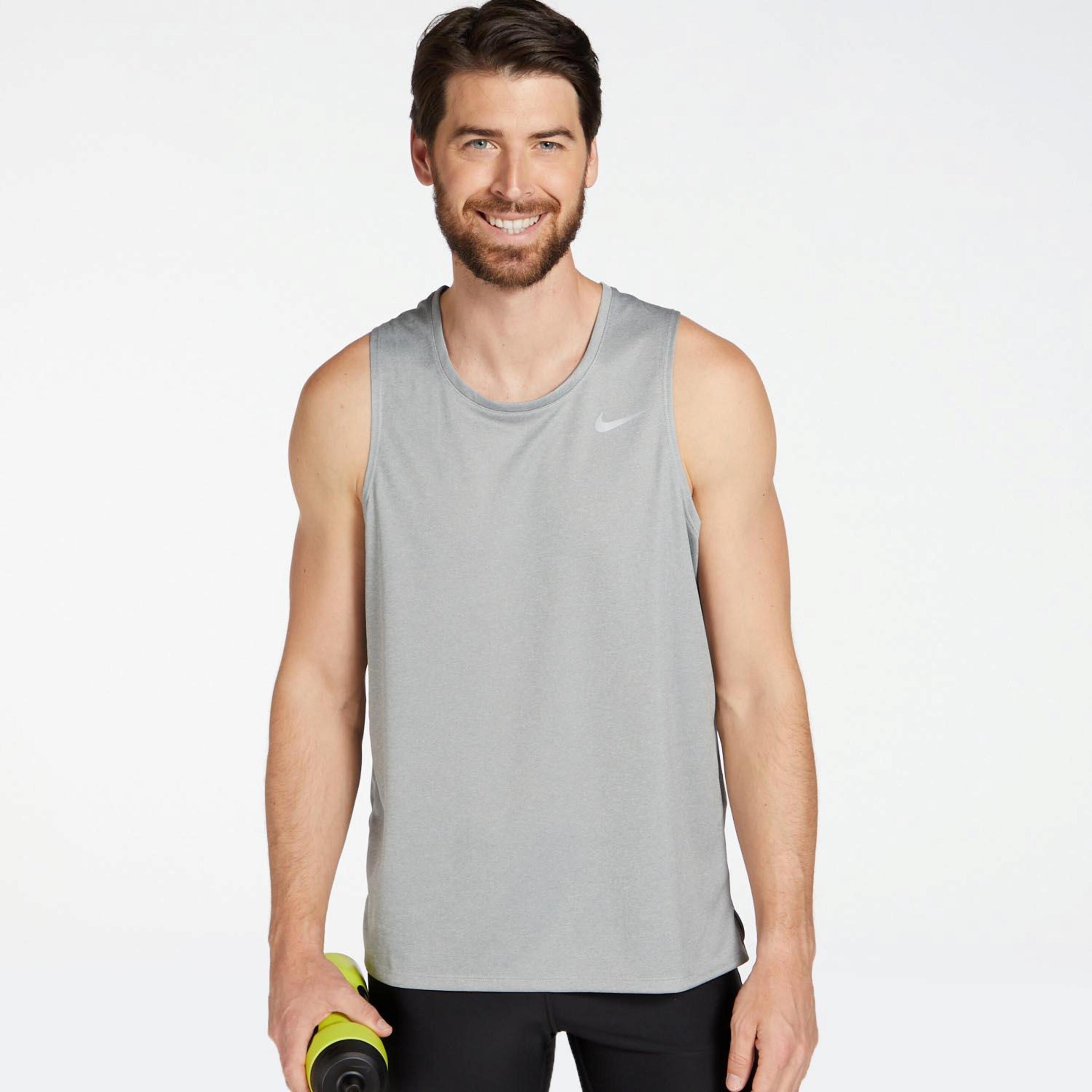 Nike Miler