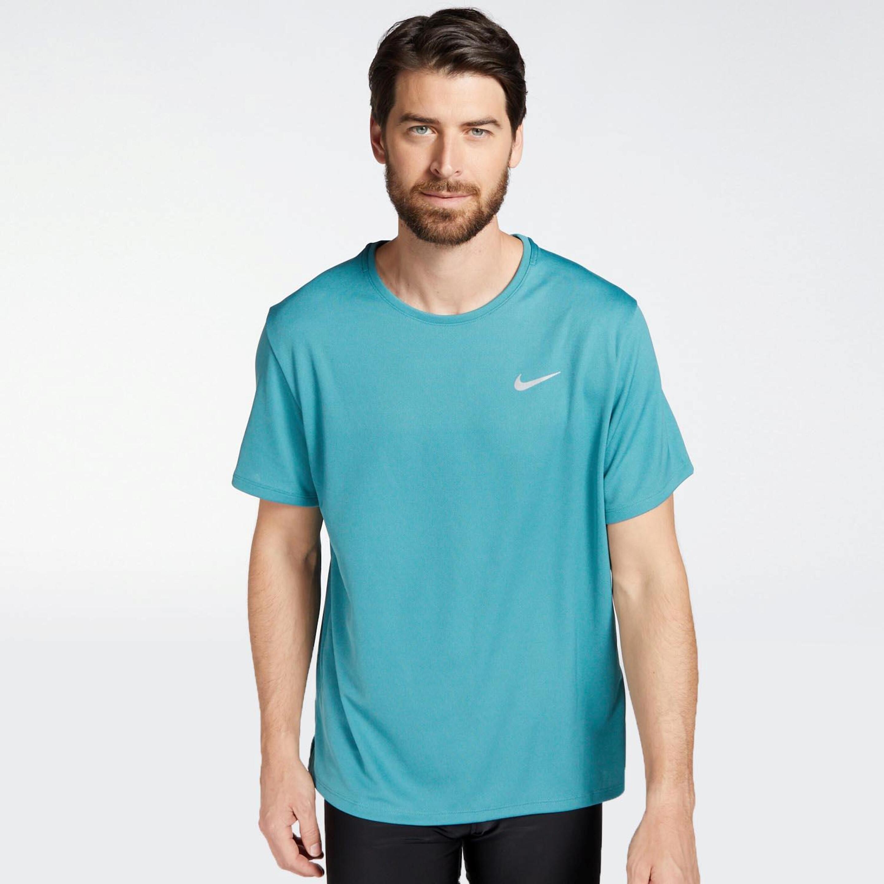 Nike Miler