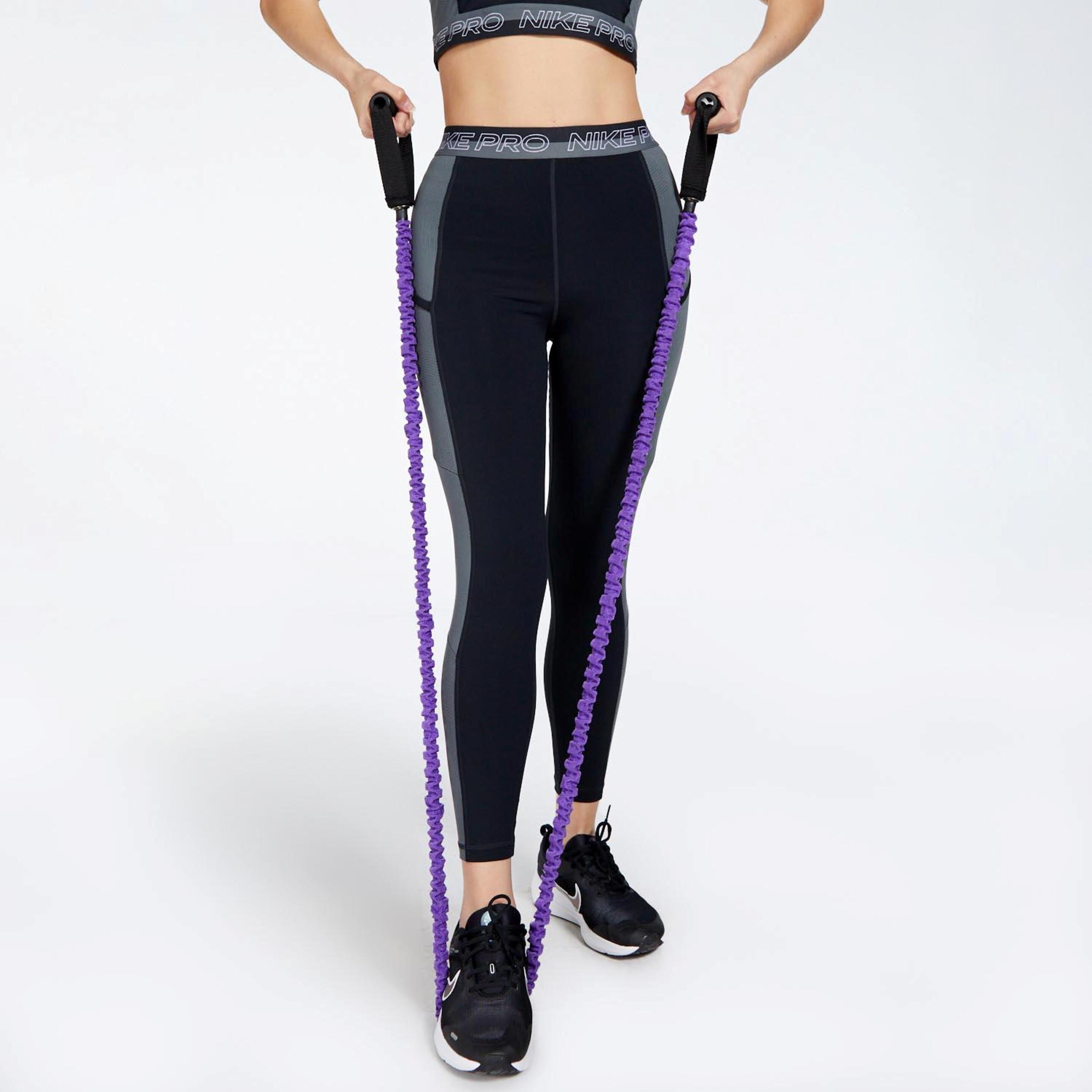 Nike Pro