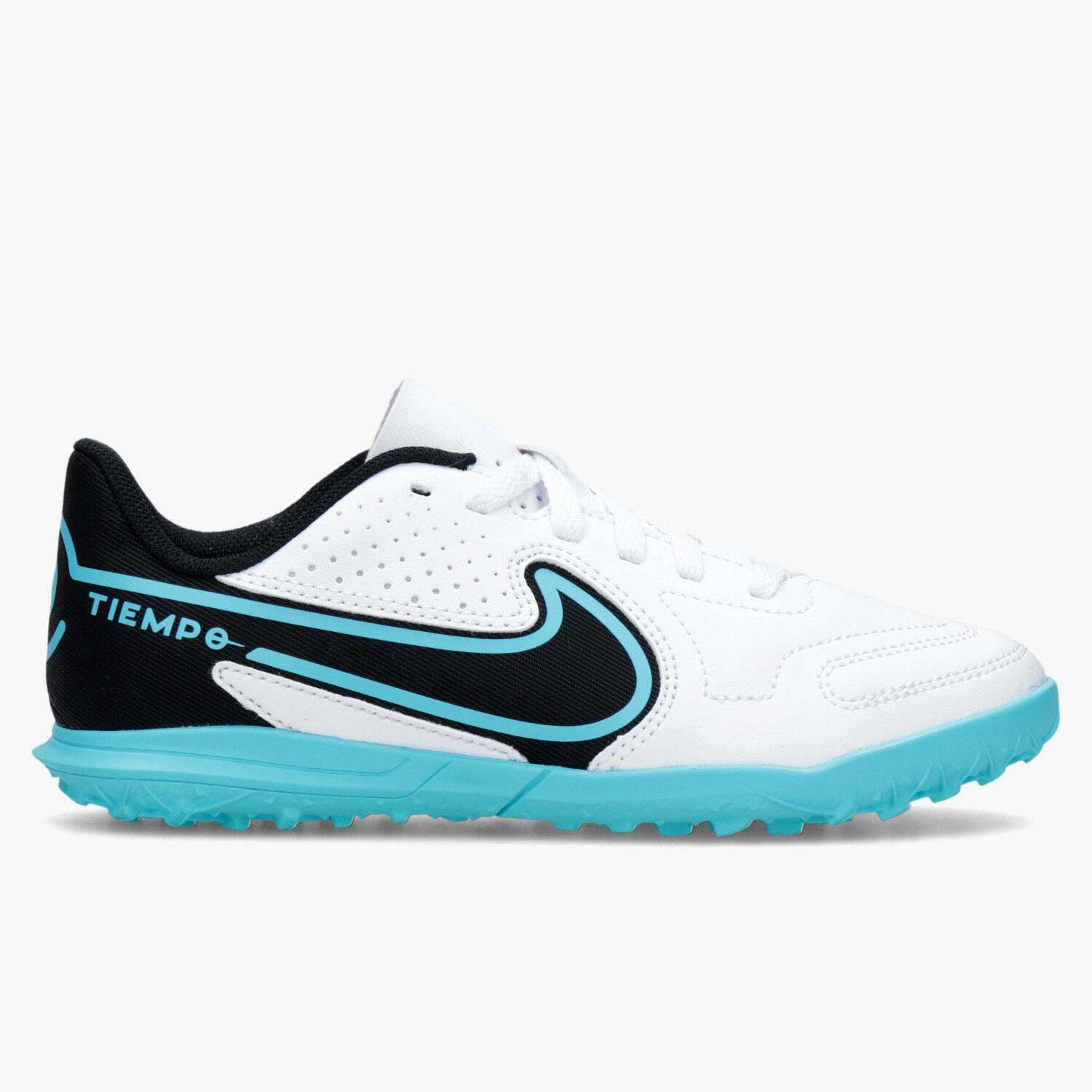 Nike Tiempo
