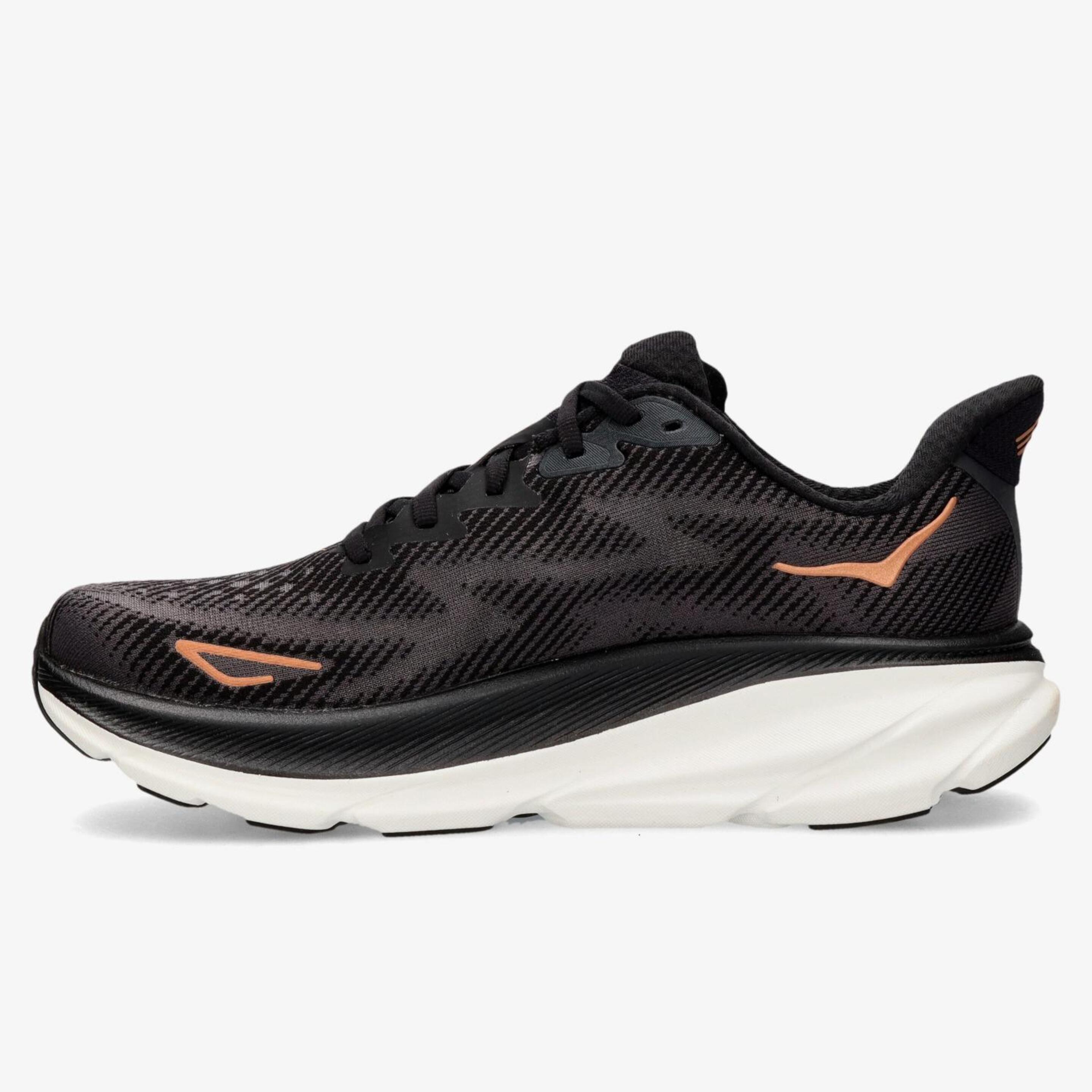 Hoka Clifton 9