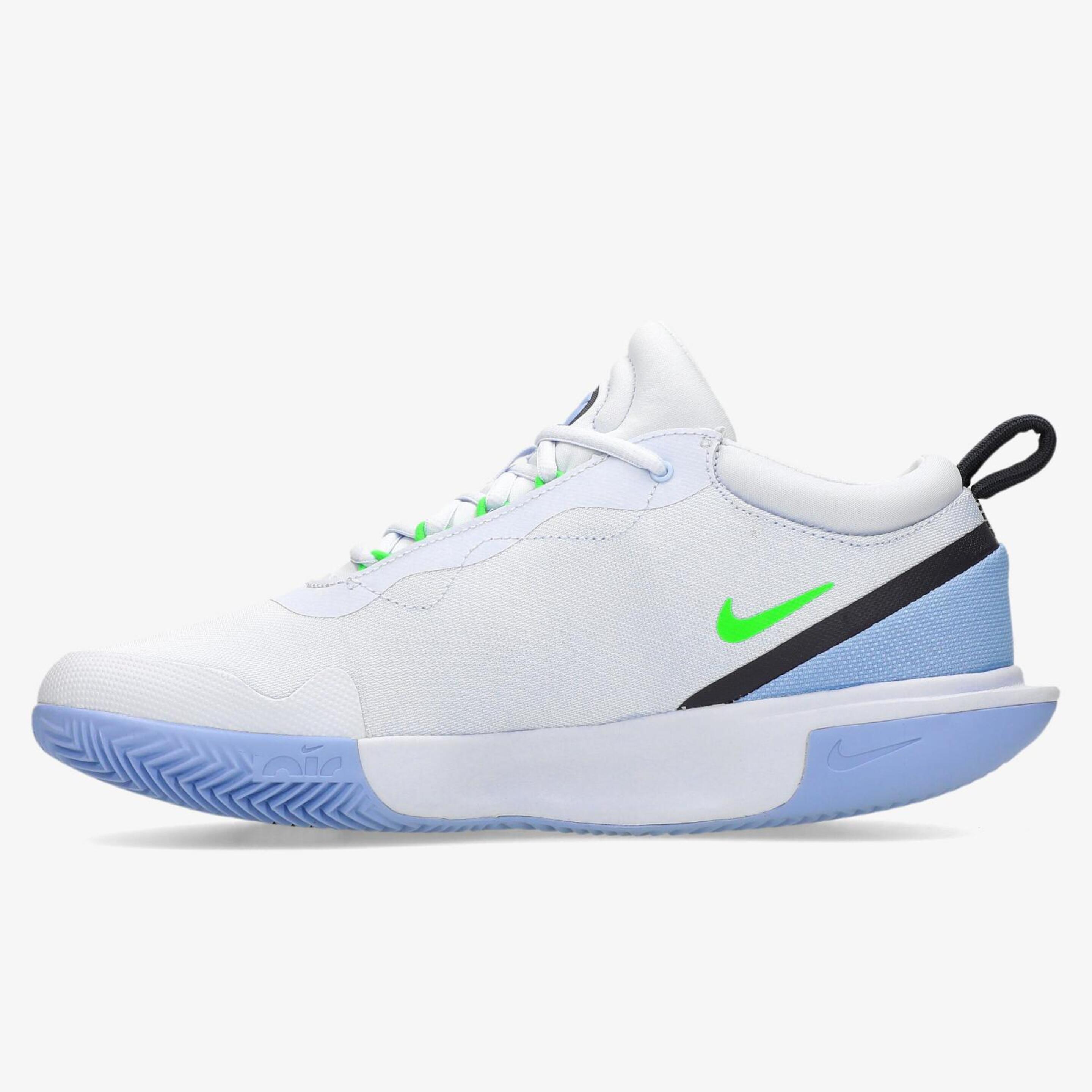 Nike Zoom Court