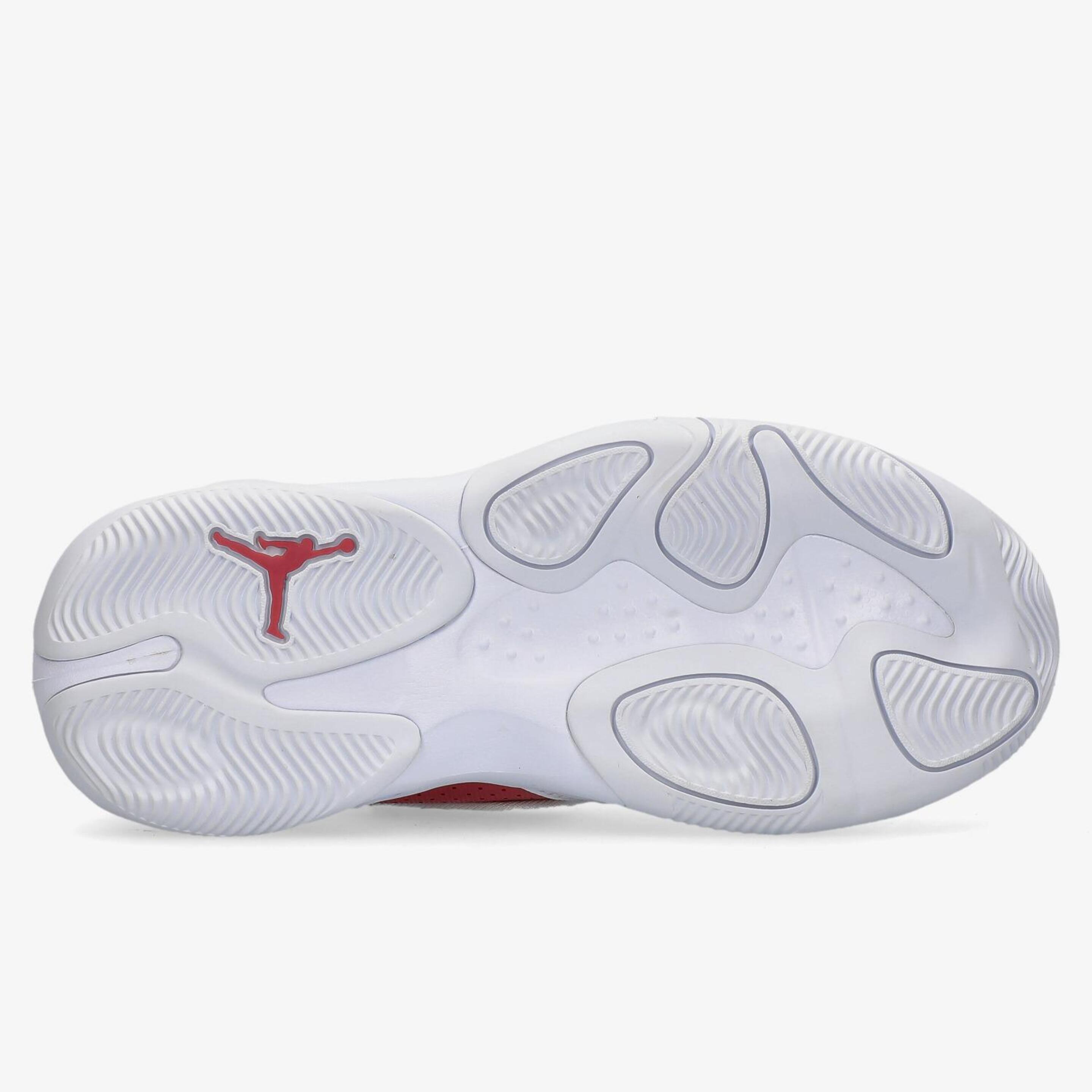Nike Jordan Max Aura 4