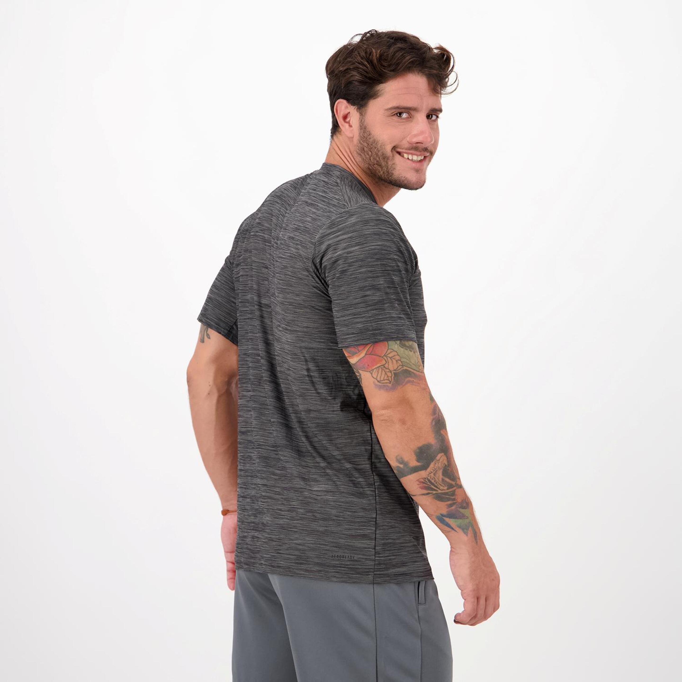 Camiseta adidas - Gris - Camiseta Running Hombre  | Sprinter