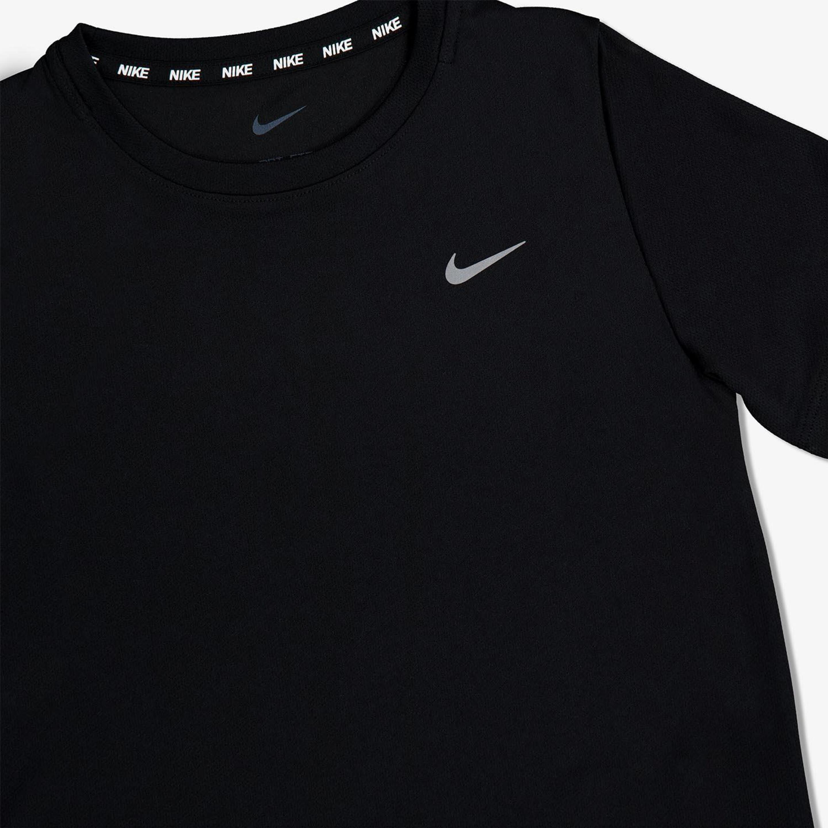 Nike Swoosh - Negro - Camiseta Running Niño