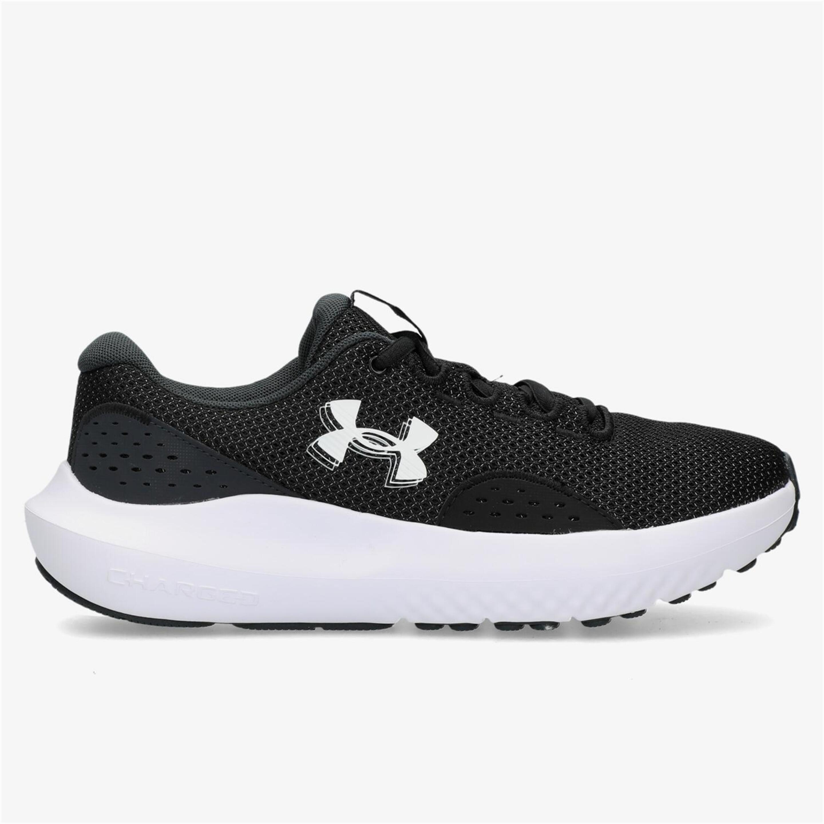 Under Armour Charged Surge 4 - negro - Zapatillas Running Mujer
