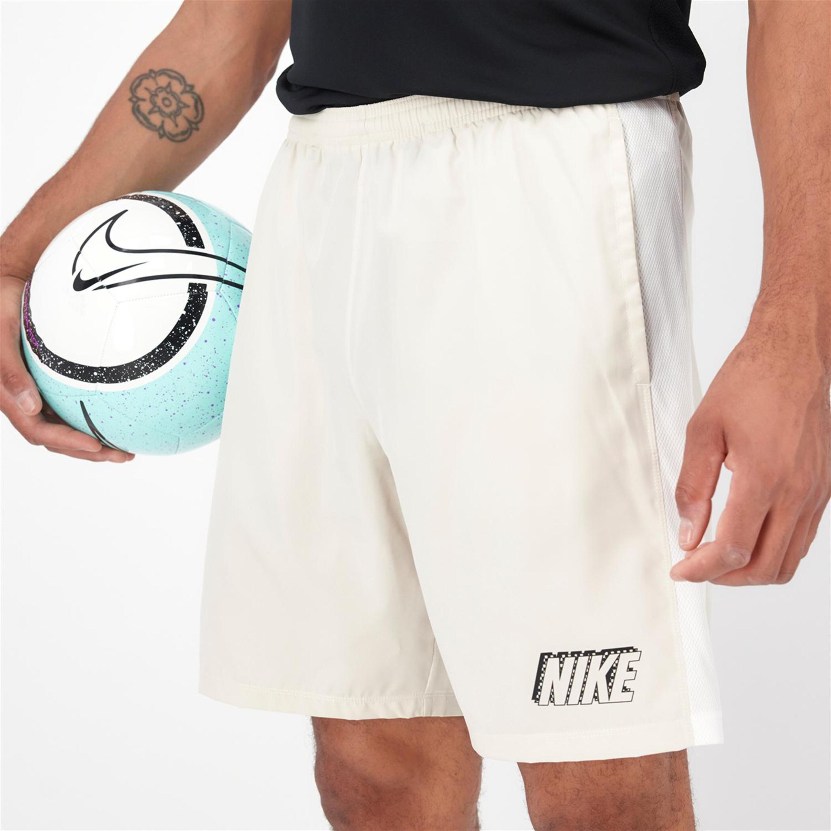Nike Club - marron - Pantalón Corto Hombre