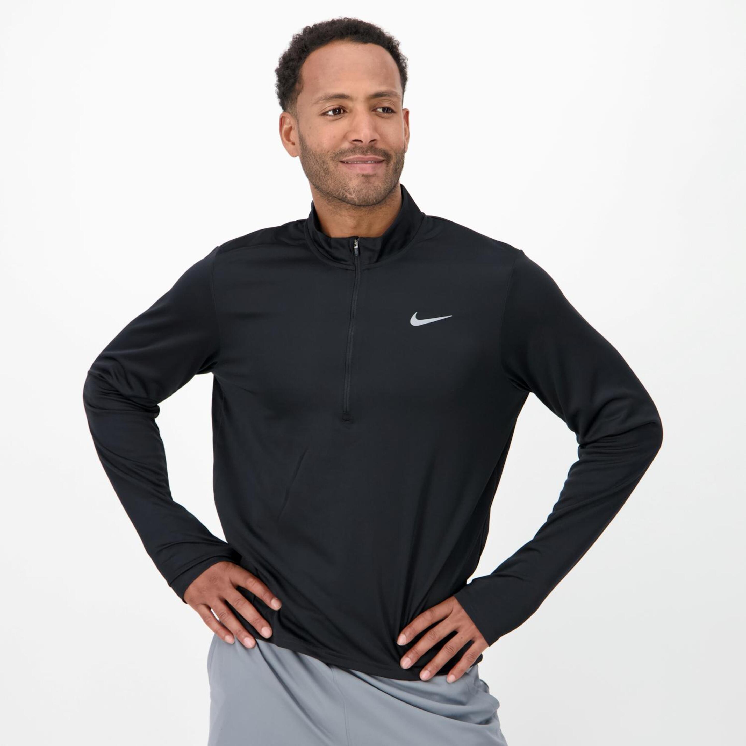 Nike Pacer Half - Preto - Camisola Running Homem | Sport Zone