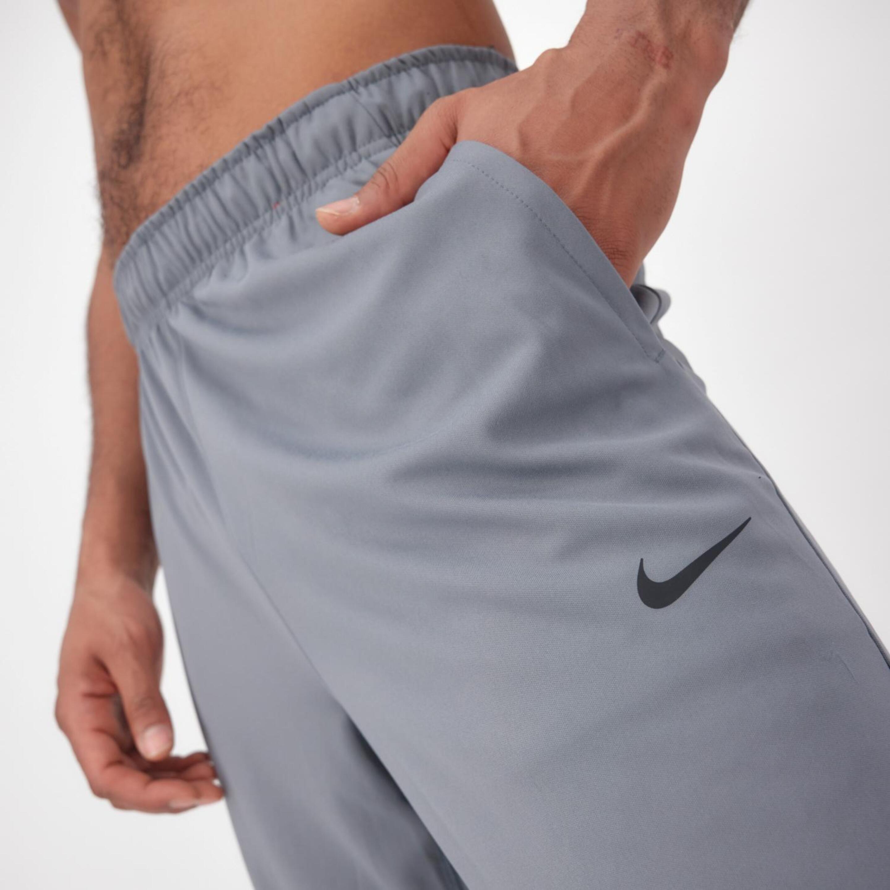 Nike Dri-FIT Totality - Gris - Pantalón Running Hombre  | Sprinter
