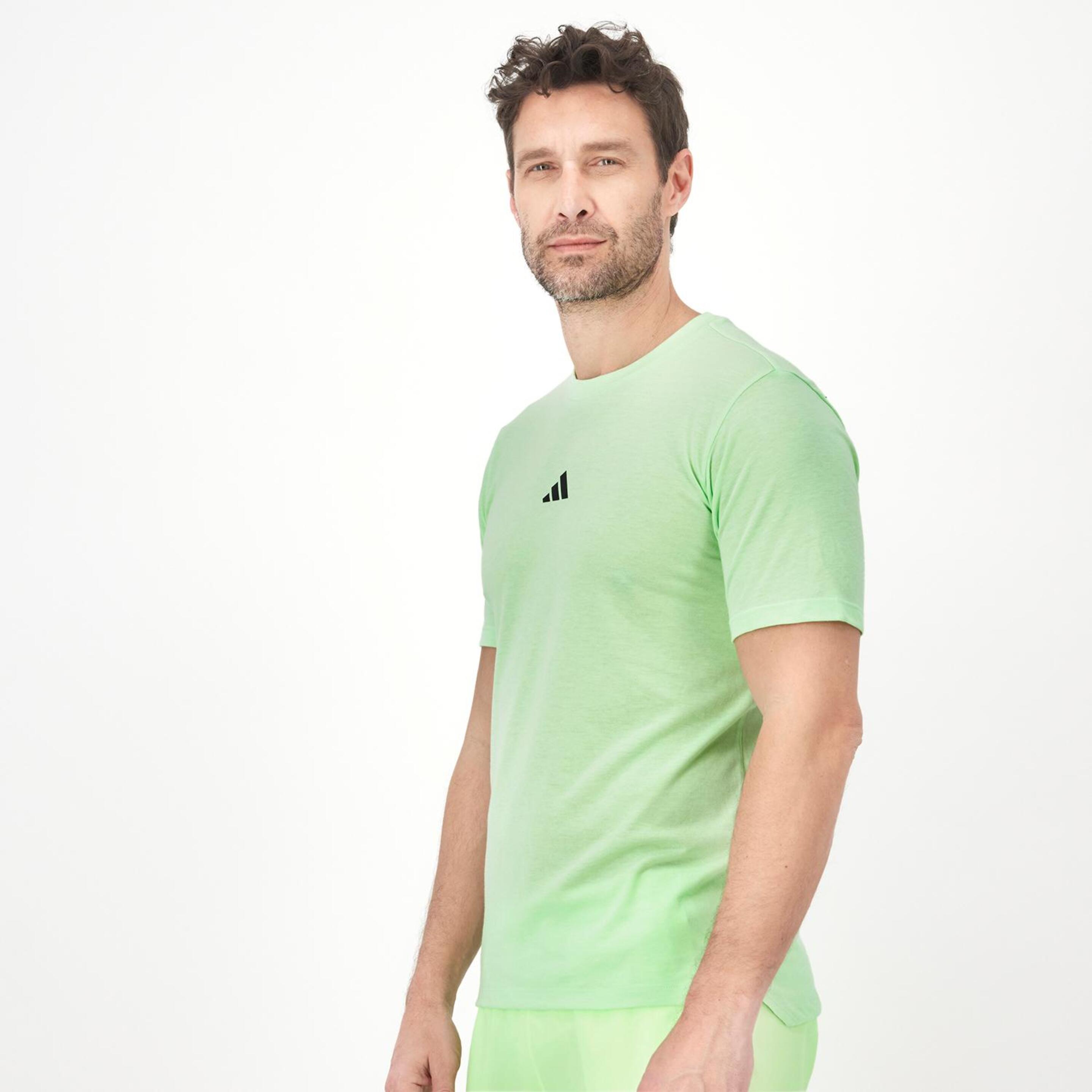 adidas St Wo Logo - Verde - Camiseta Running Hombre  | Sprinter