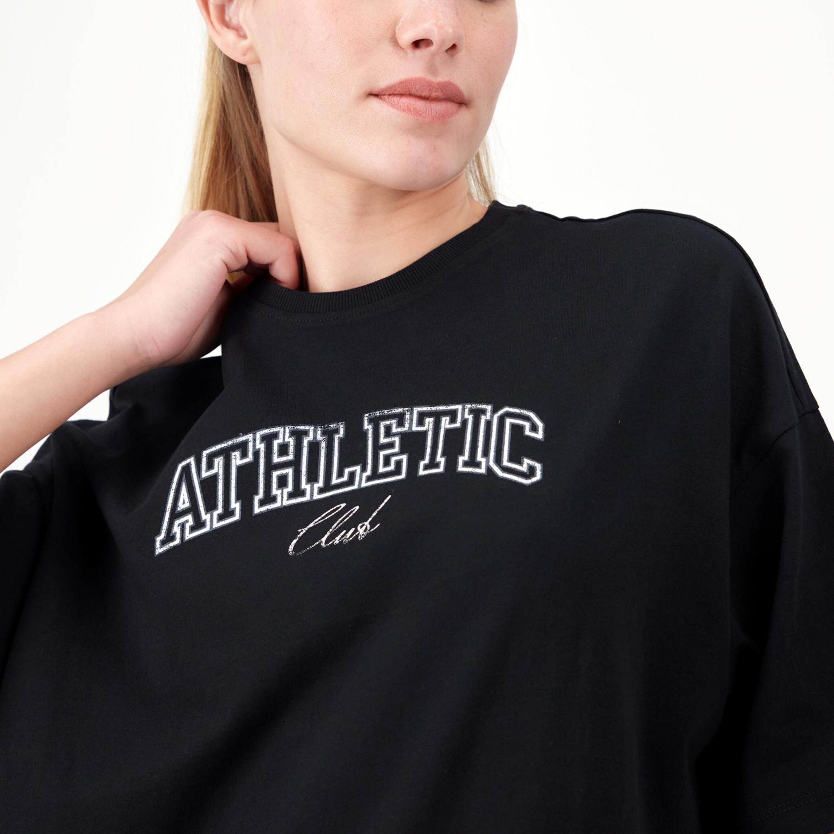 Silver Athletic - Negro - Camiseta Oversize Mujer