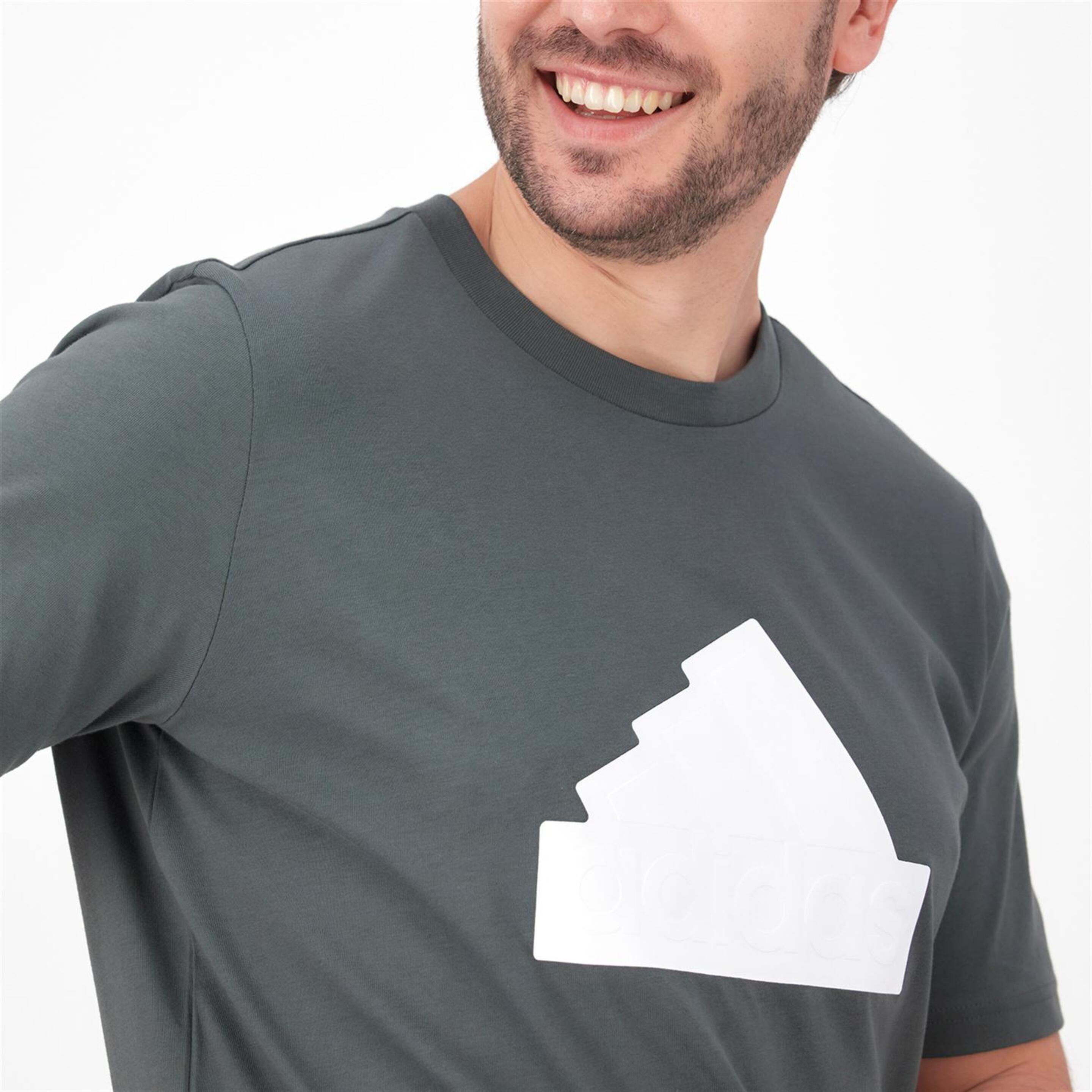 adidas Future Icon - Verde - Camiseta Hombre  | Sprinter