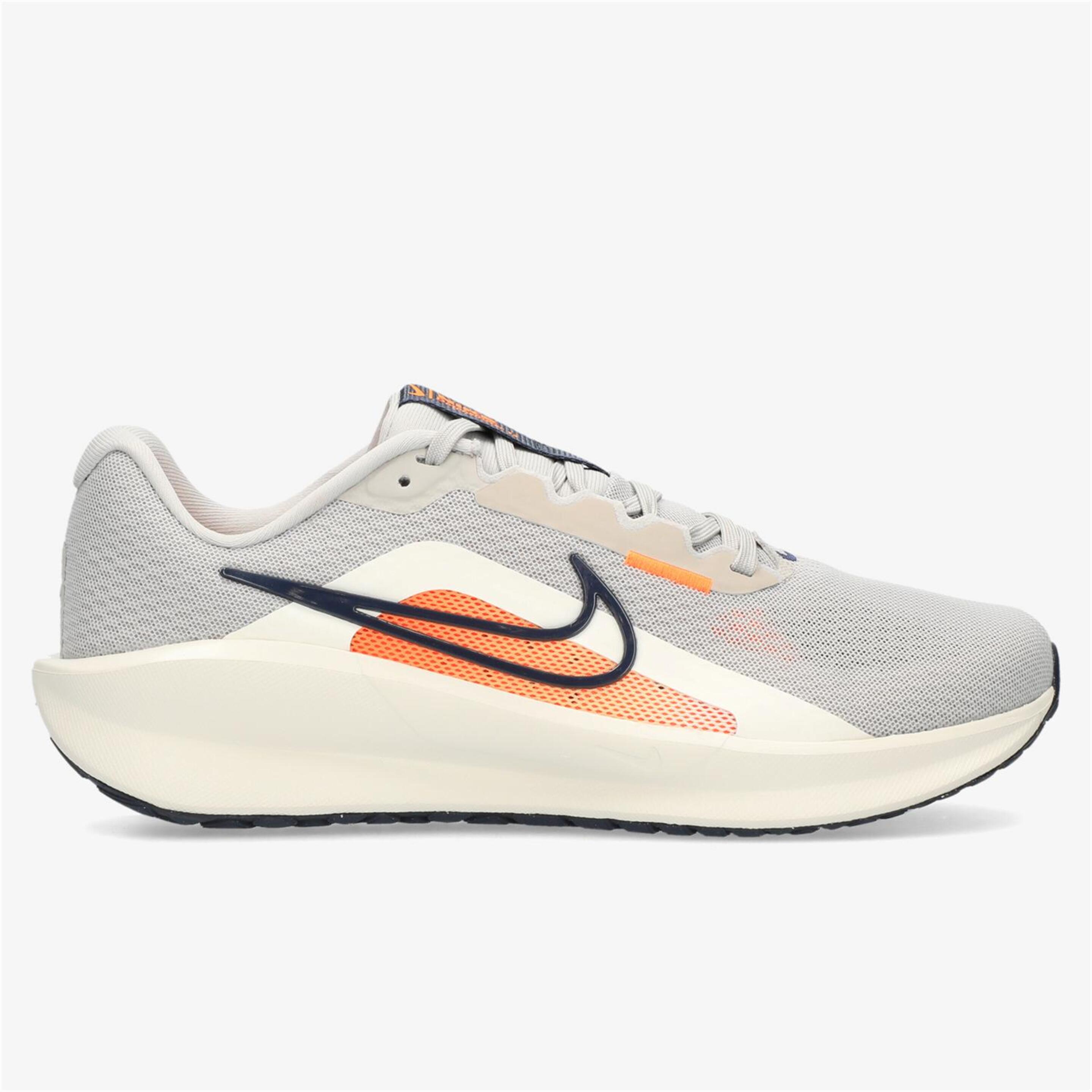 Nike Downshifter 13