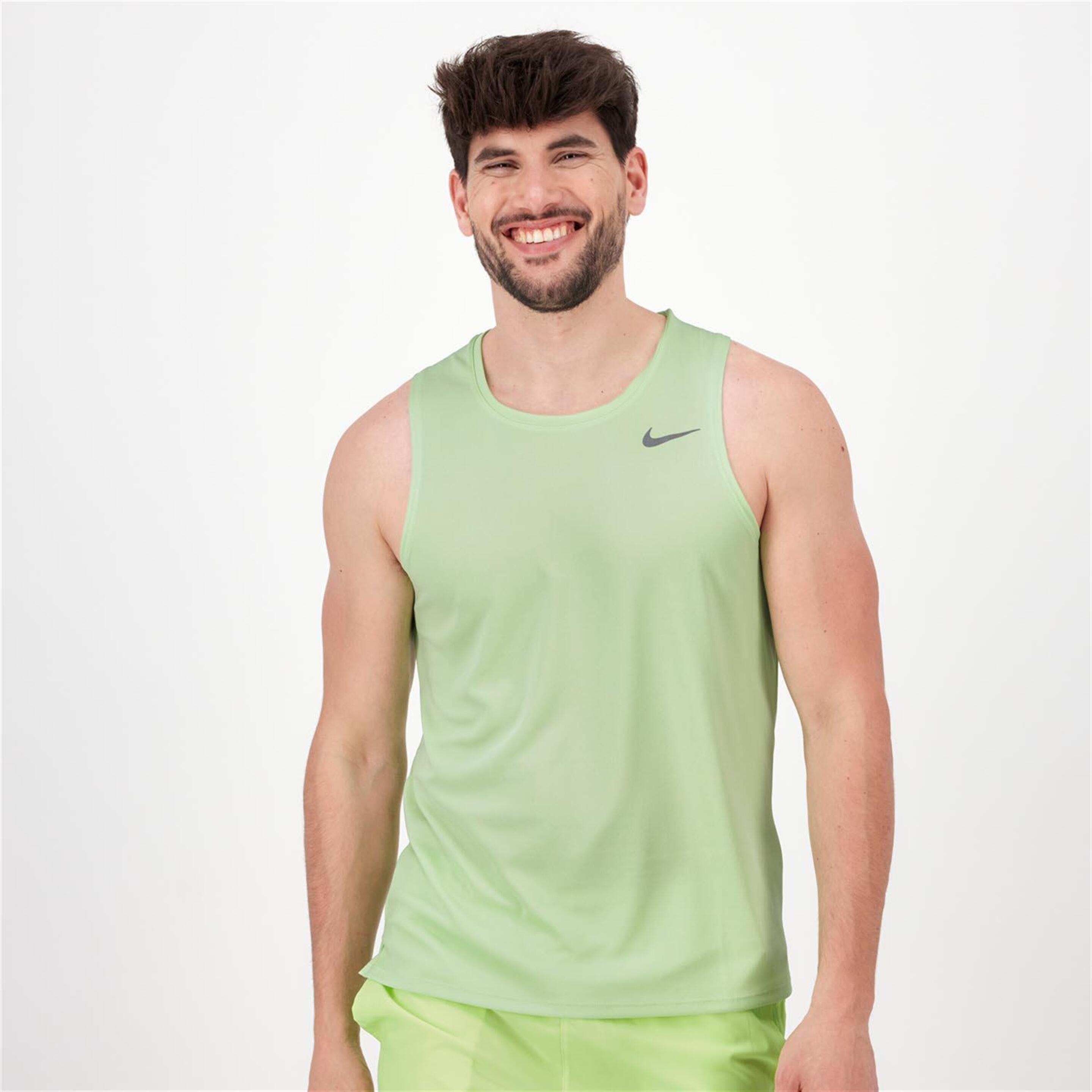 Nike Miler - verde - Camisola Alças Running Homem