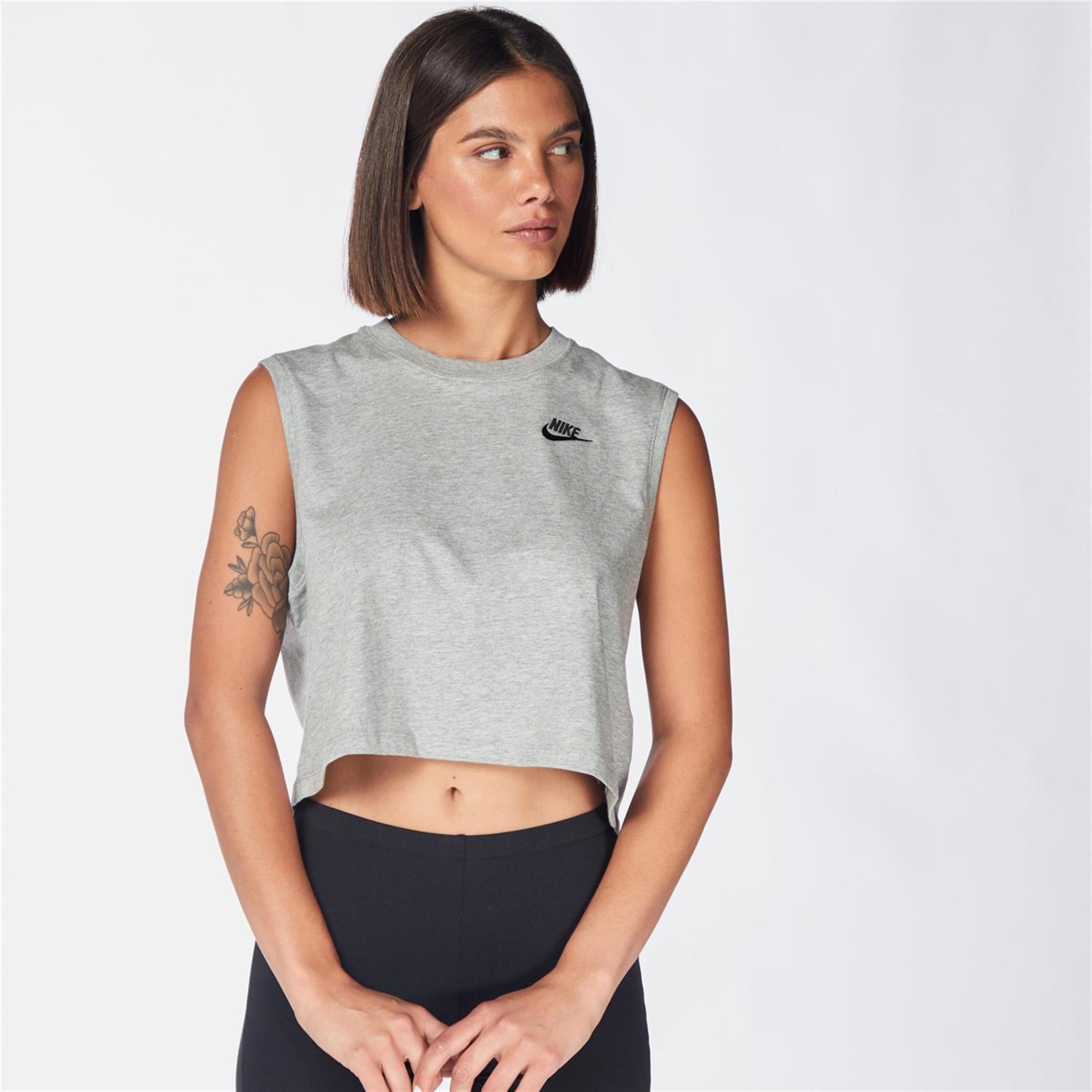 Nike Club - Gris - Camiseta Crop Mujer