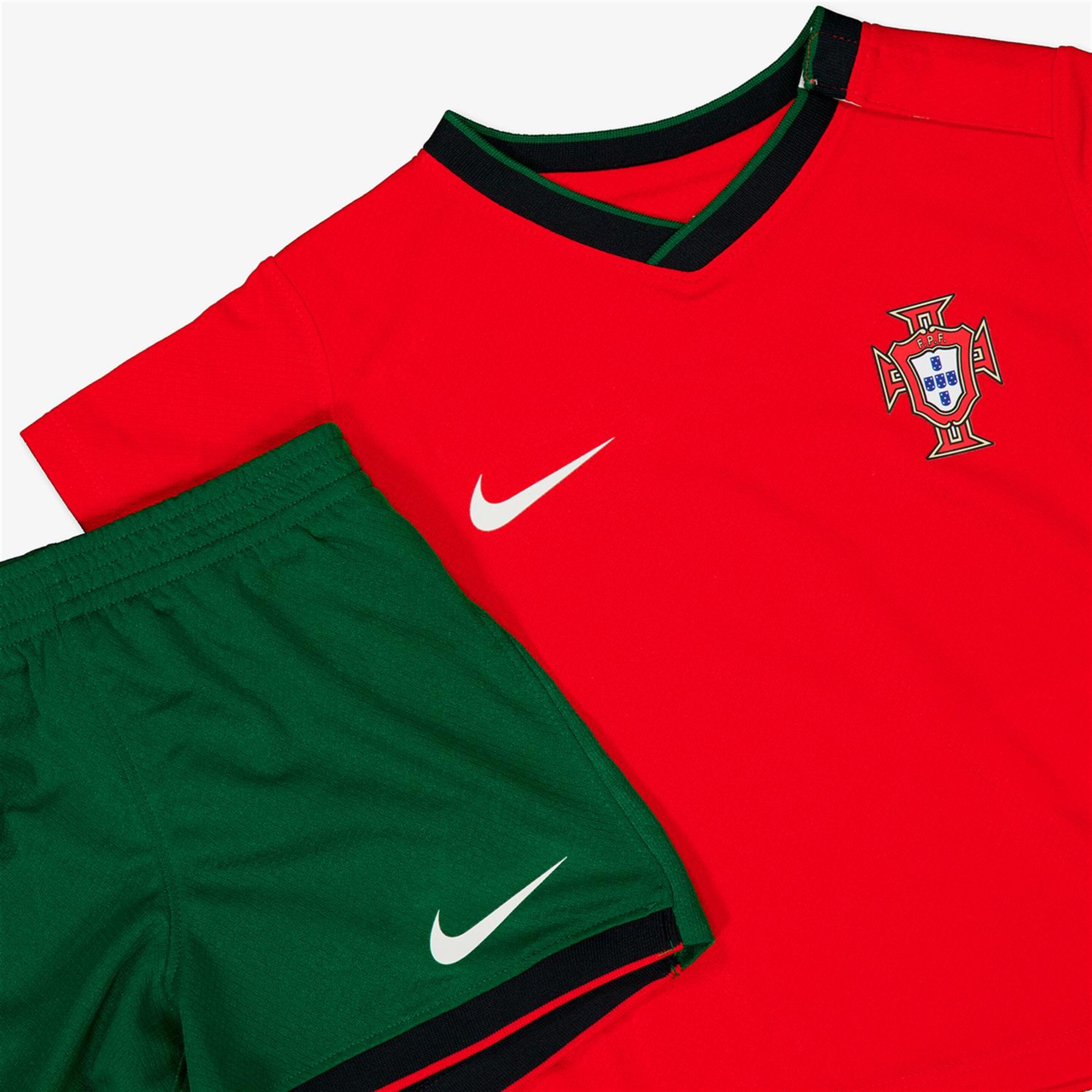 1ª Equipación Portugal - Rojo - Conjunto Fútbol Bebé