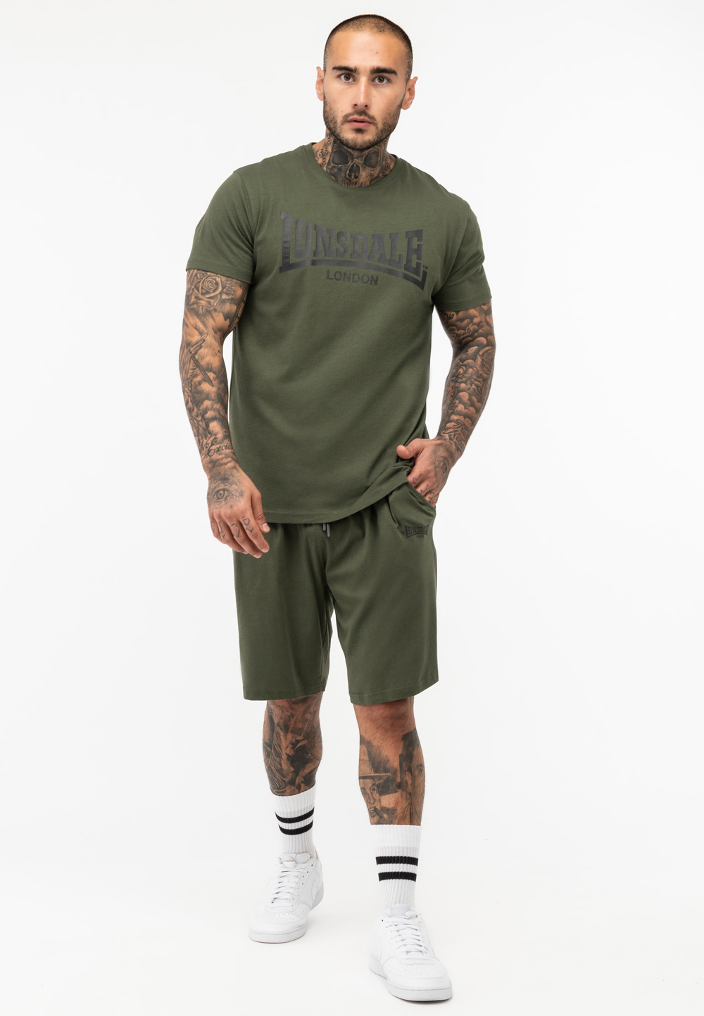 Conjunto De Camiseta Y Pantalón Corto Regular Fit Moy Lonsdale - verde-oliva - 