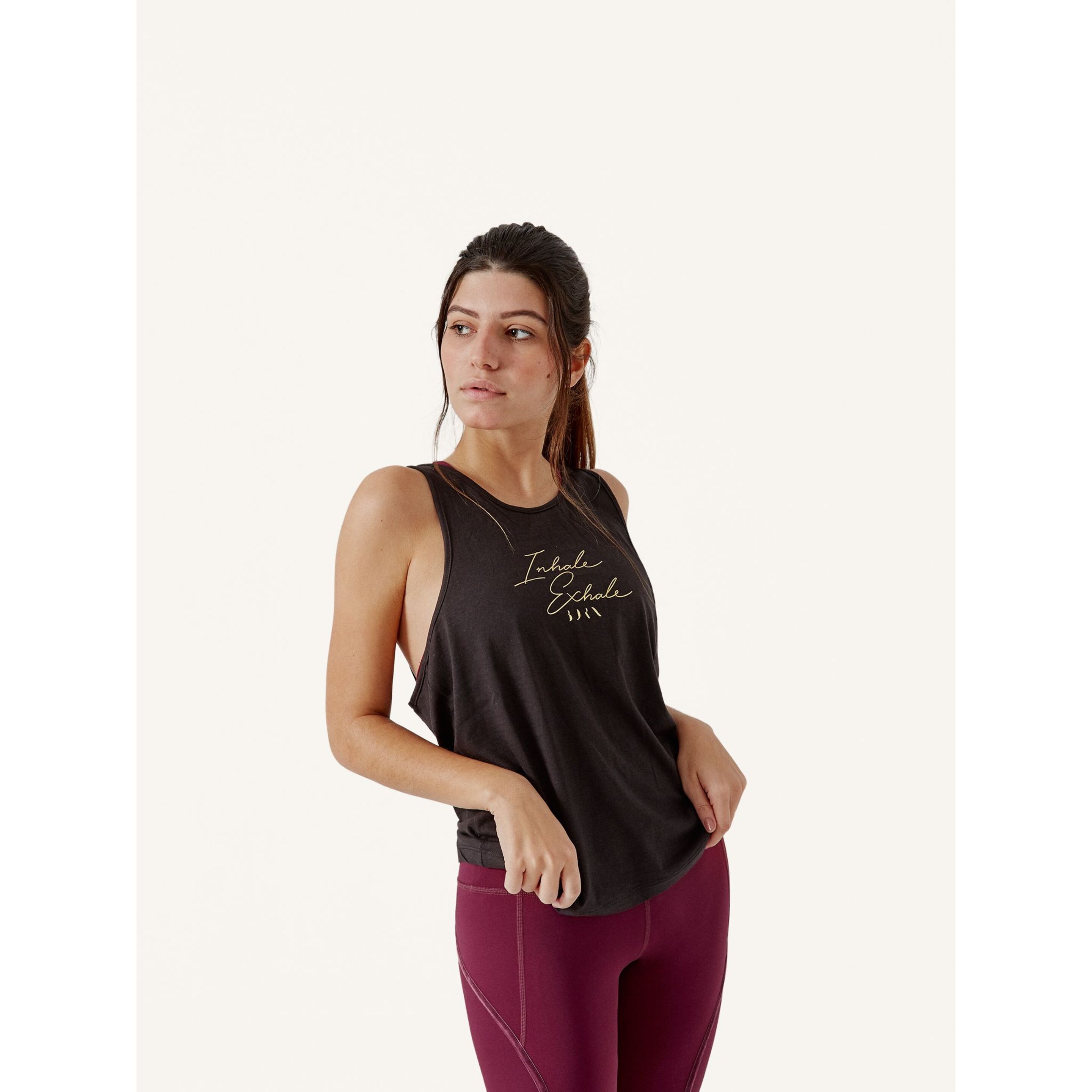 Camiseta De Mujer Feeling Born Living Yoga