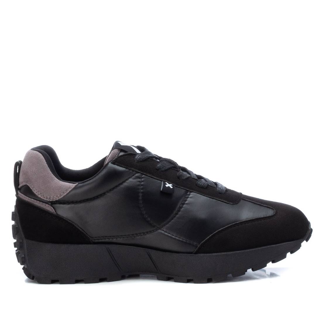 Sneaker Xti 142008 - negro - 