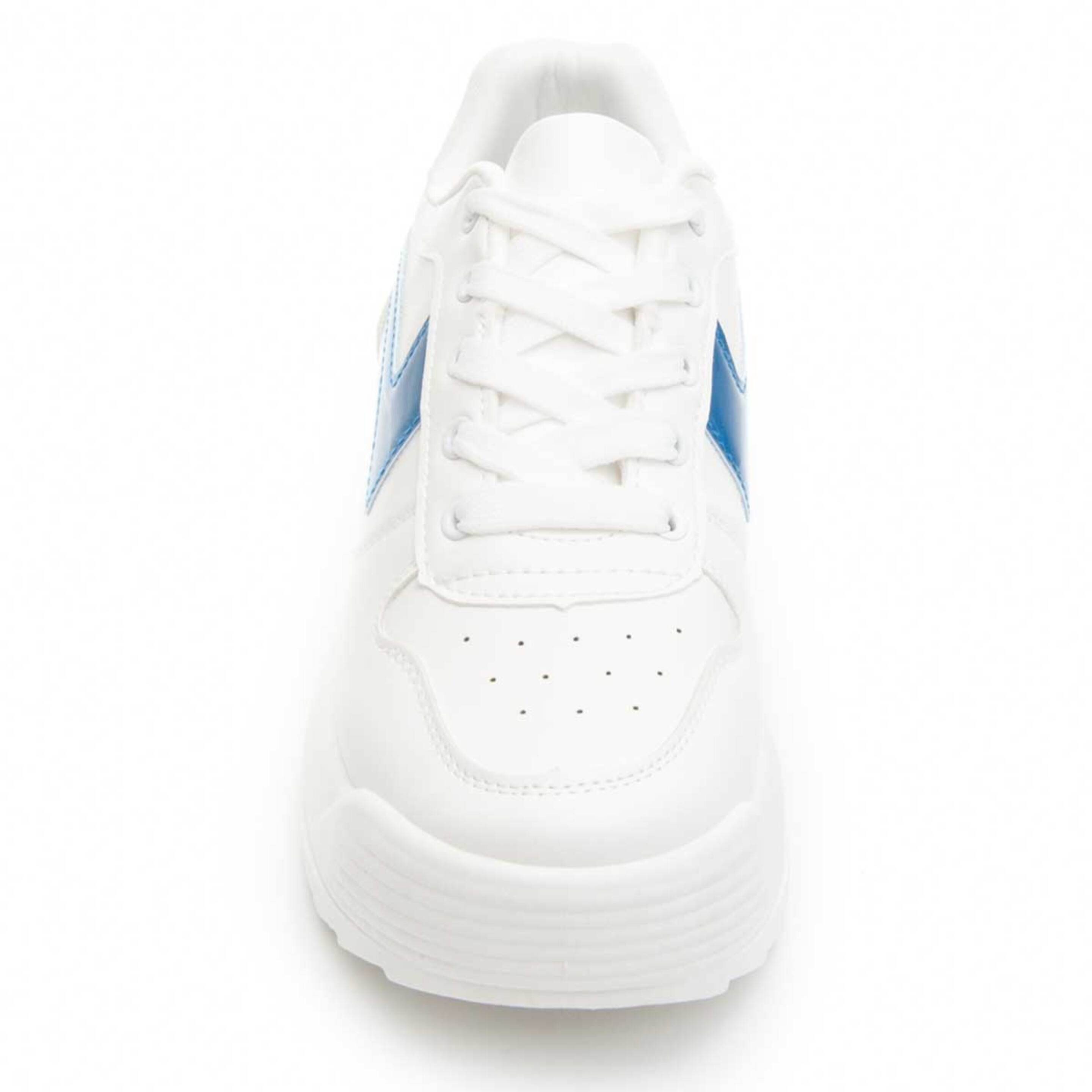 Sneaker De Mujer Con Plataforma De Color Blanco Con Cordon. Raddical2 Montevita