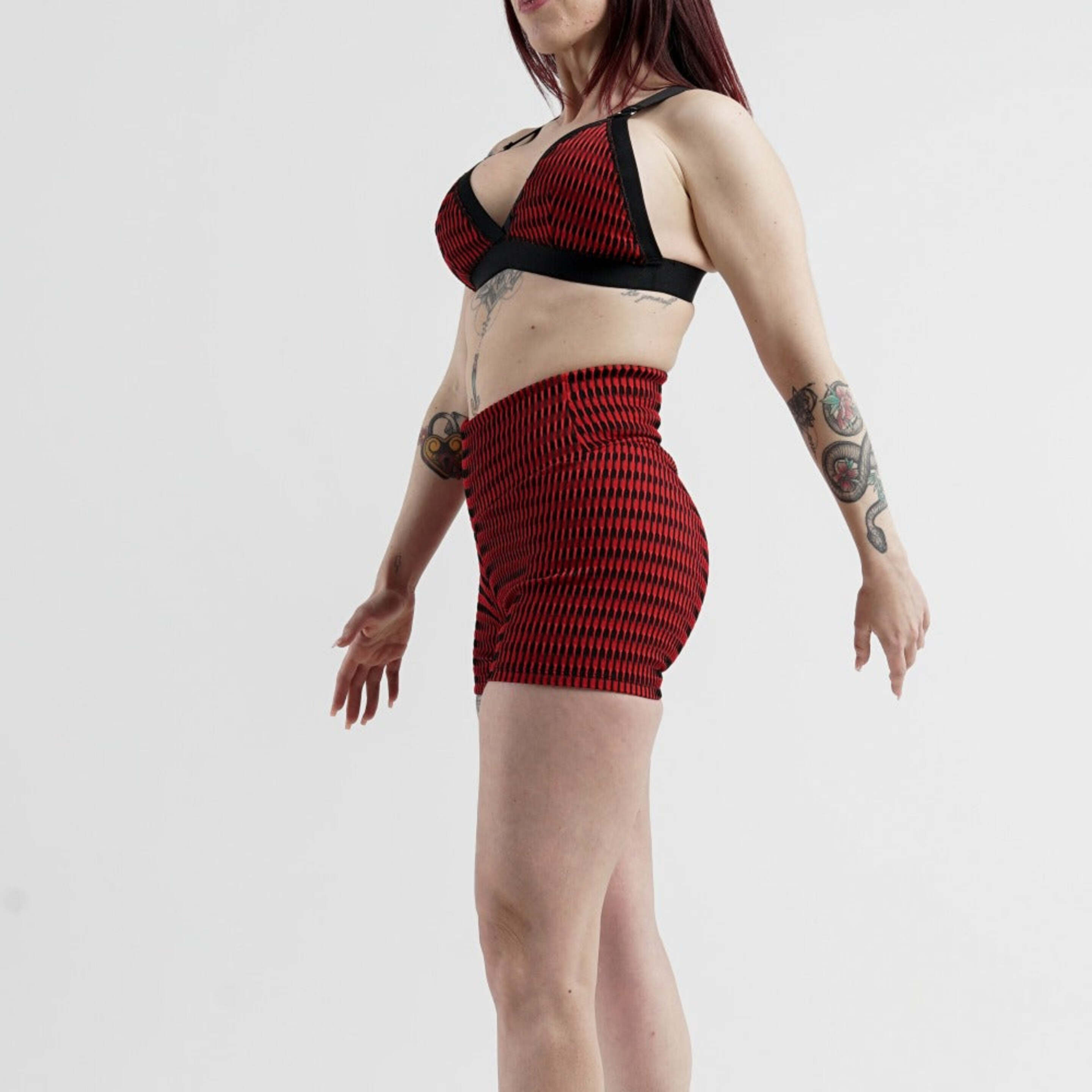 Set Short & Top Water Forza - Rojo/Negro - Set Short & Top Fitness Mujer  MKP