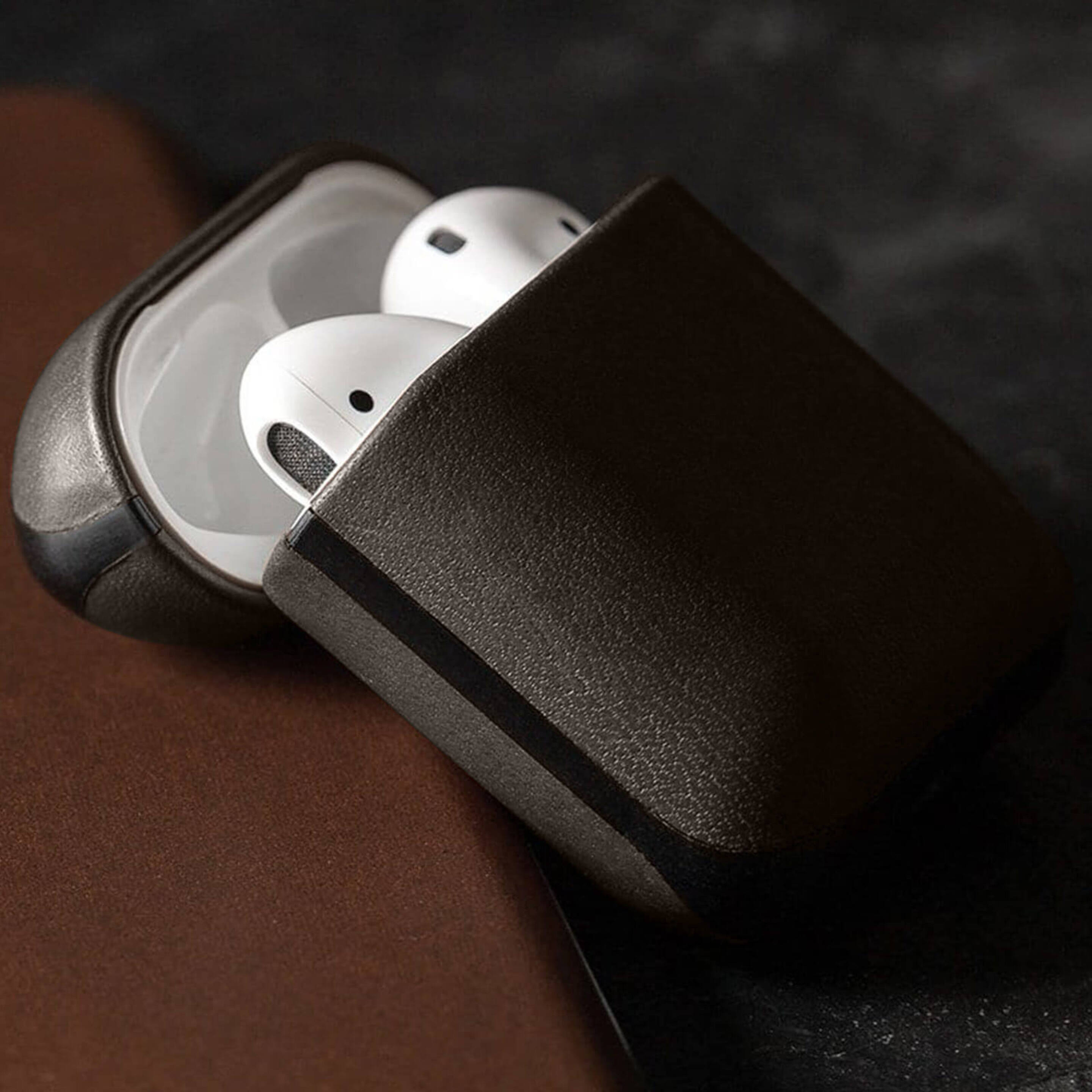 Carcasa Airpods De Piel, Nomad Impermeable