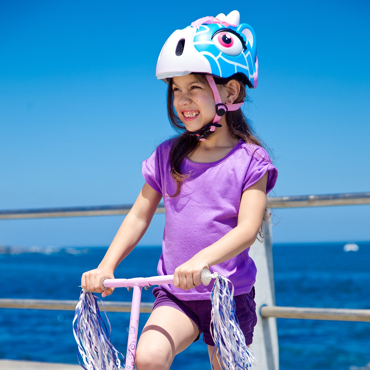 Capacete De Bicicleta Para Crianças|girafa Azul|crazy Safety|certificado En1078 - Dê aos seus filhos uma vantagem com um capacete memorável. Serve para 2-7 anos (S - 49-55 cm) & 6-12 anos (M - 54-59 cm). Luz LED vermelha. Testado e certificado. | Sport Zone MKP