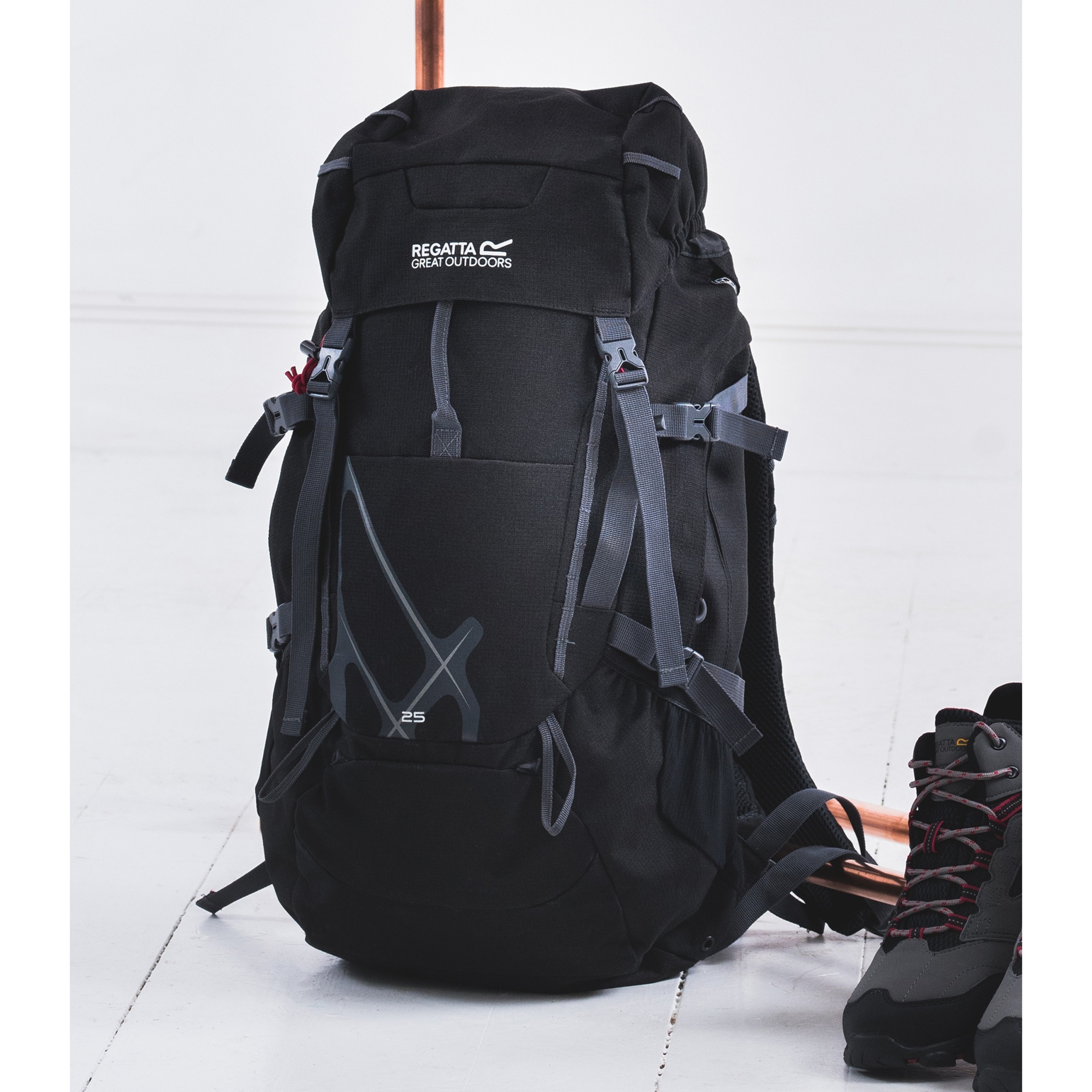 Regatta - Mochila Deportiva Expedition De 25l (Negro)