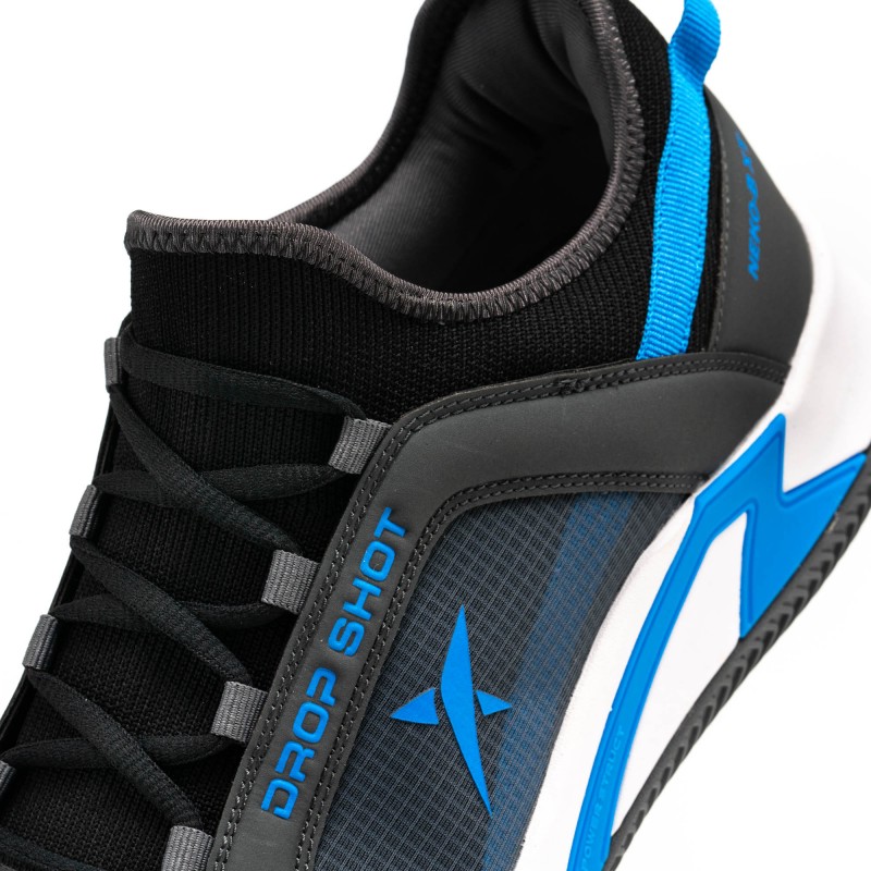 Drop Shot Neko B Xt Dz261005 Pretos E Azuis - Drop Shot Neko B XT: sapatos avançados em preto e azul com estabilidade e durabilidade excepcionais. | Sport Zone MKP