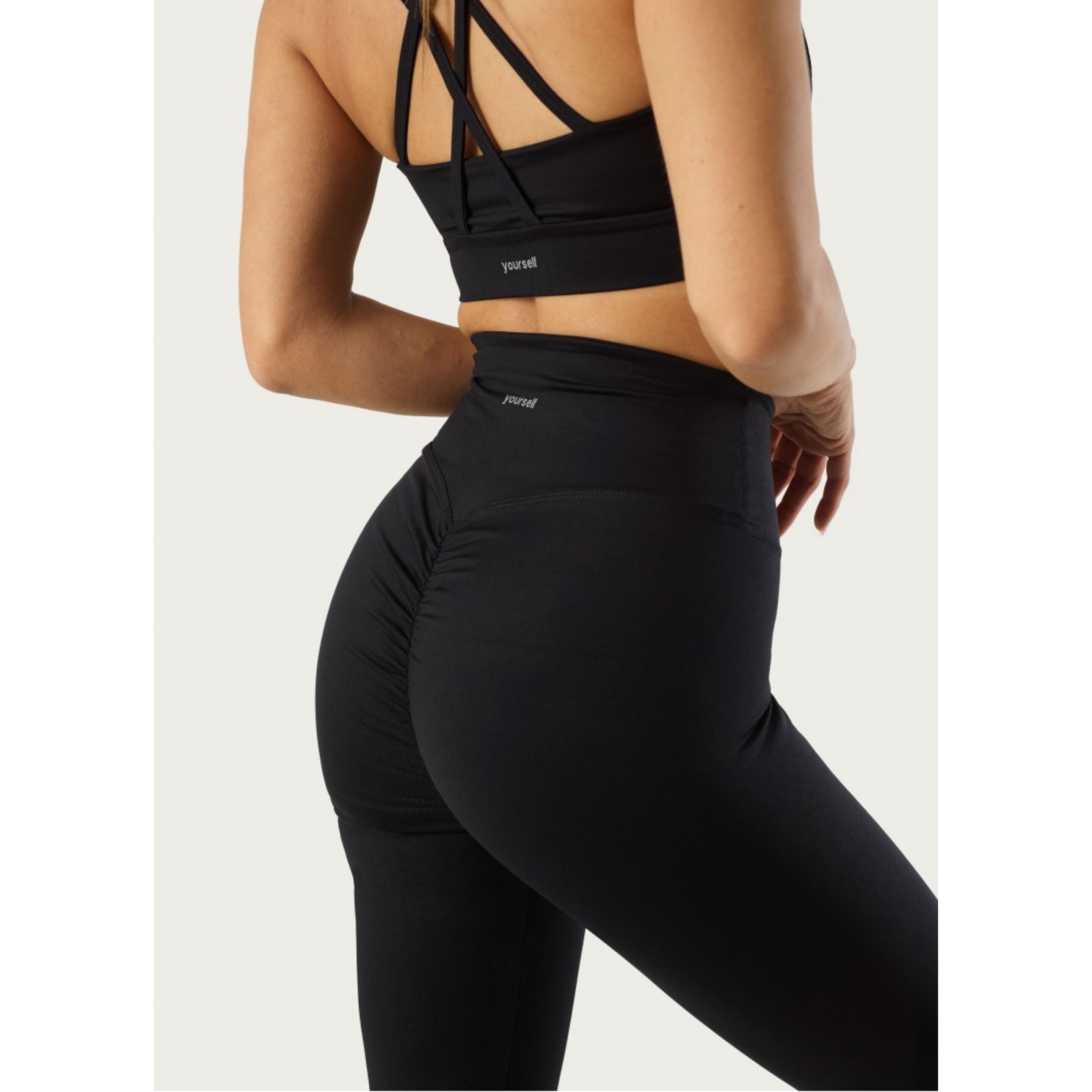 Legging Básica Com Push-up Yourself