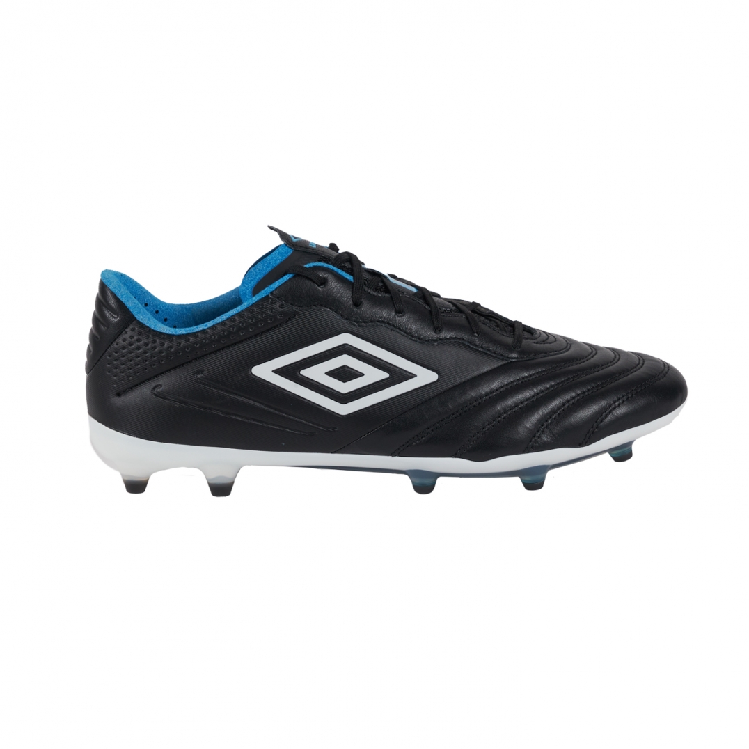 Botas De Fútbol Umbro Tocco Iii Pro Fg