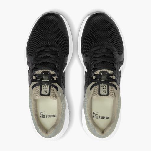 nike run swift turbo