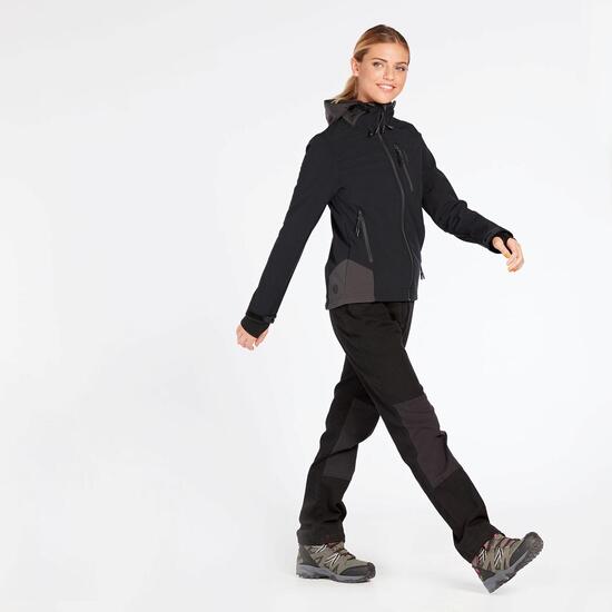 Chaqueta Shoftshell Capucha Negra Boriken
