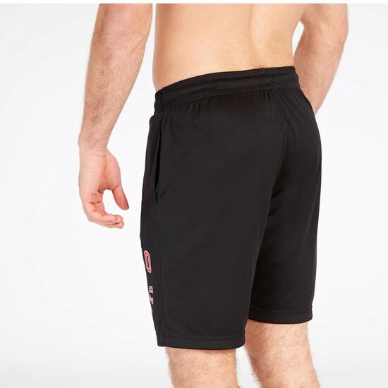 Bermuda Ecko Plummer