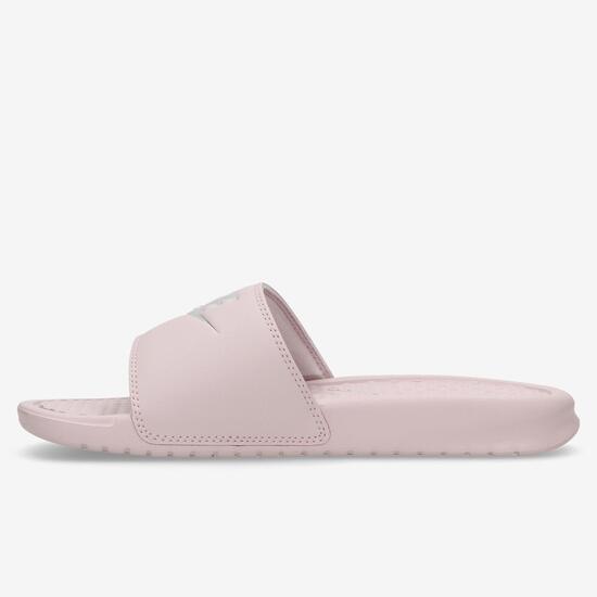 Nike Benassi