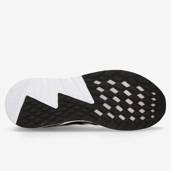 adidas Questar TND