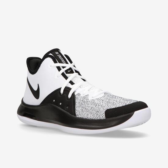 Nike Air Versitile III